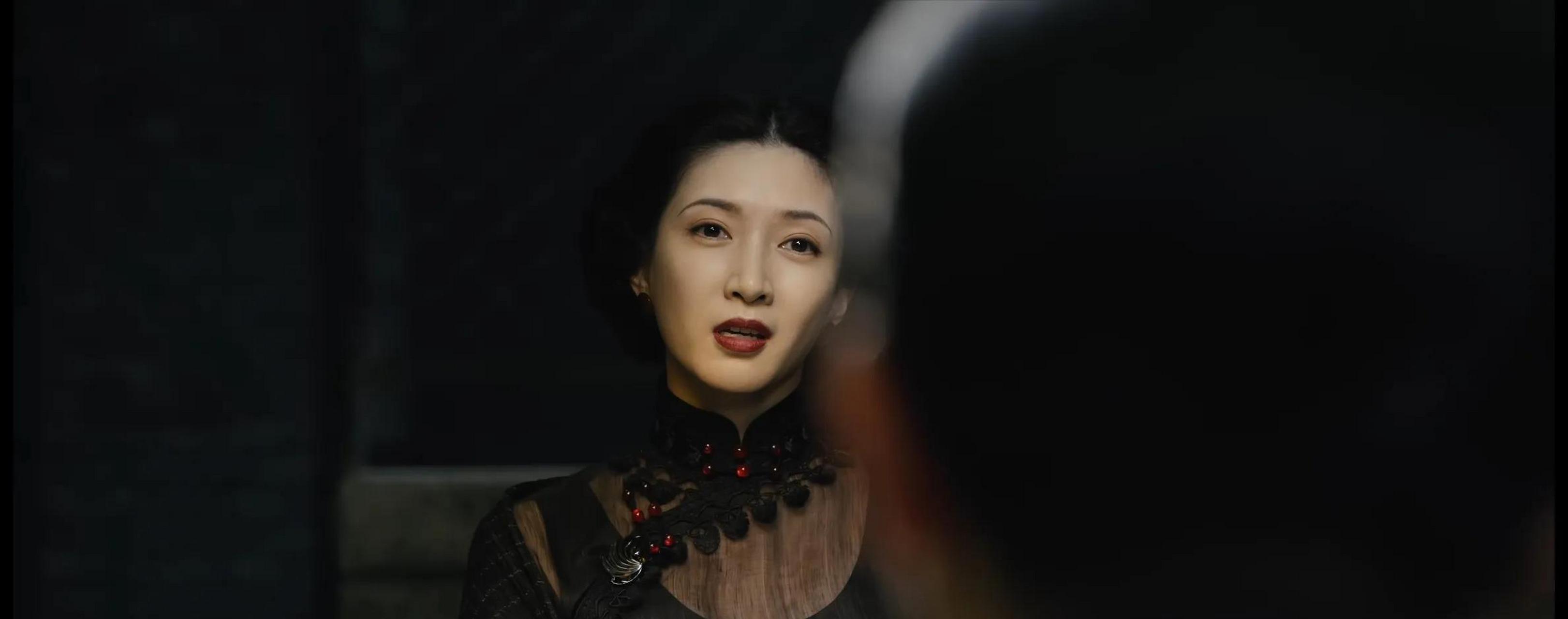 《无间》里面江疏影的影视造型相比于女一号看着舒服多了[呲牙]