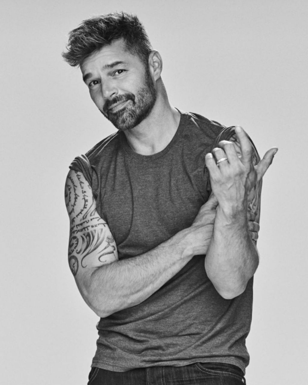 ricky martin 登上《人物》杂志封面 本次杂志访谈再谈出柜,这个维持