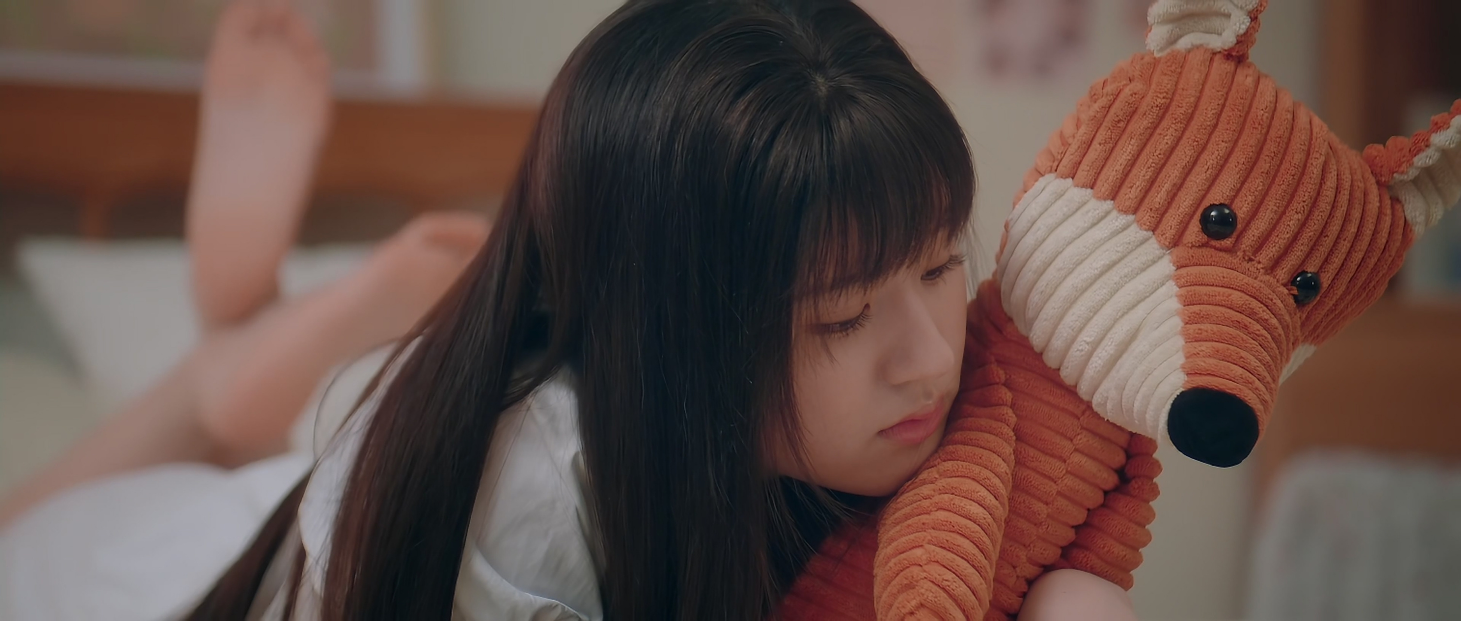 偷偷藏不住# 以温馨,缓慢的拍摄手法,描写桑稚的