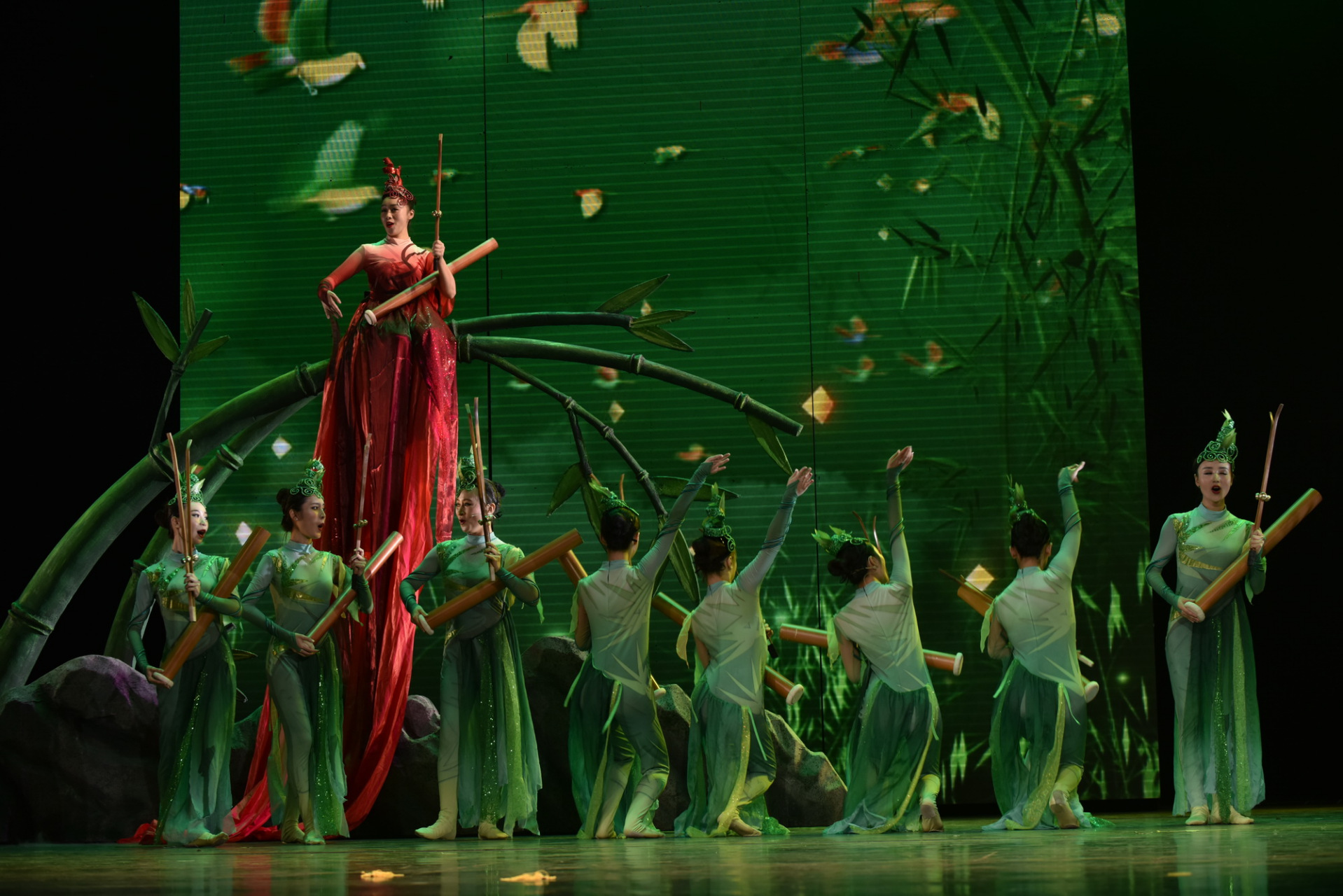 四川竹琴不仅记录了民族特殊的生活生产方式,还是民族个性,民族审