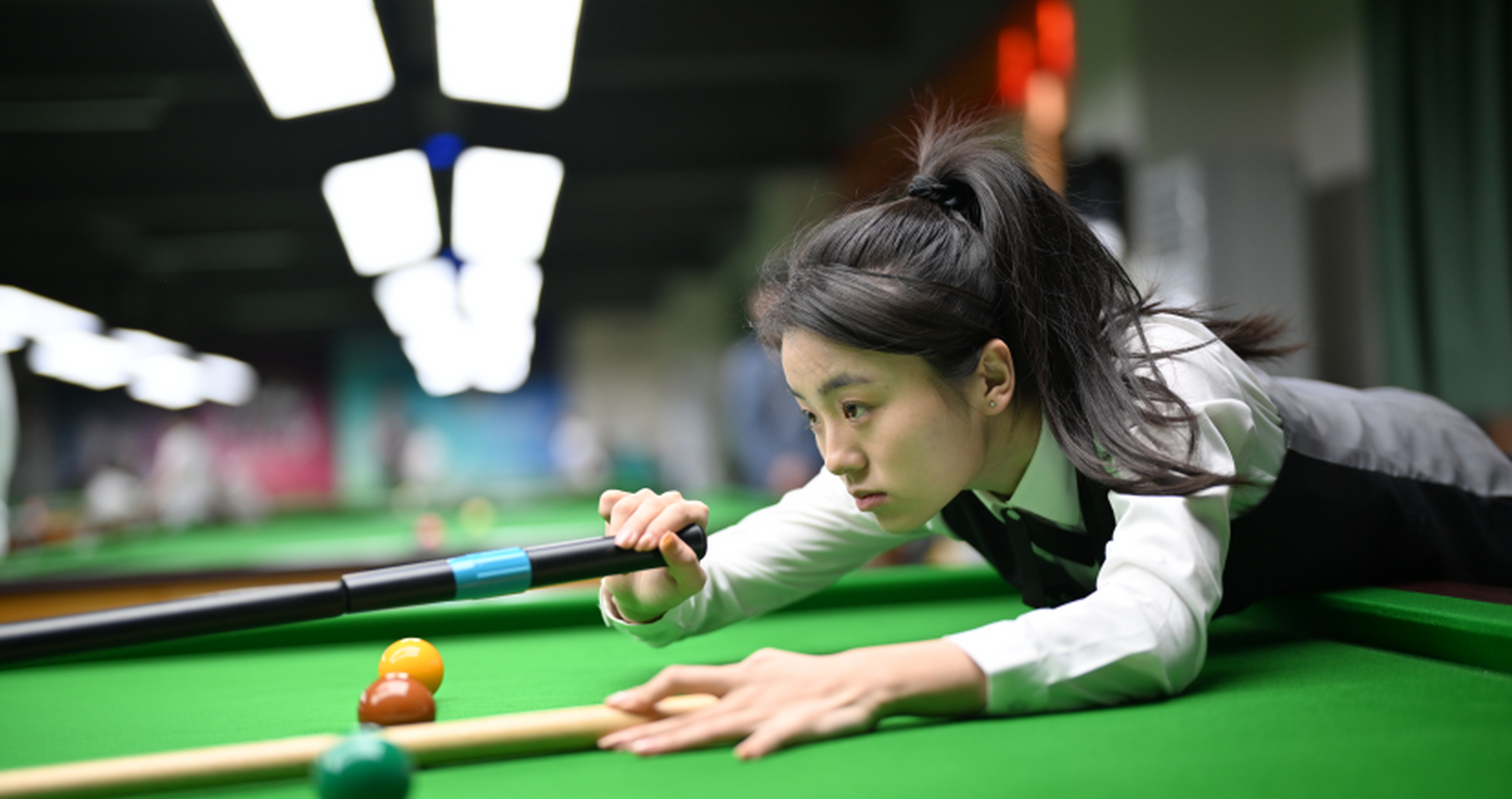 爆款练习生#白雨露的台球之旅始于台球爱好者父亲的一句"要不你去学