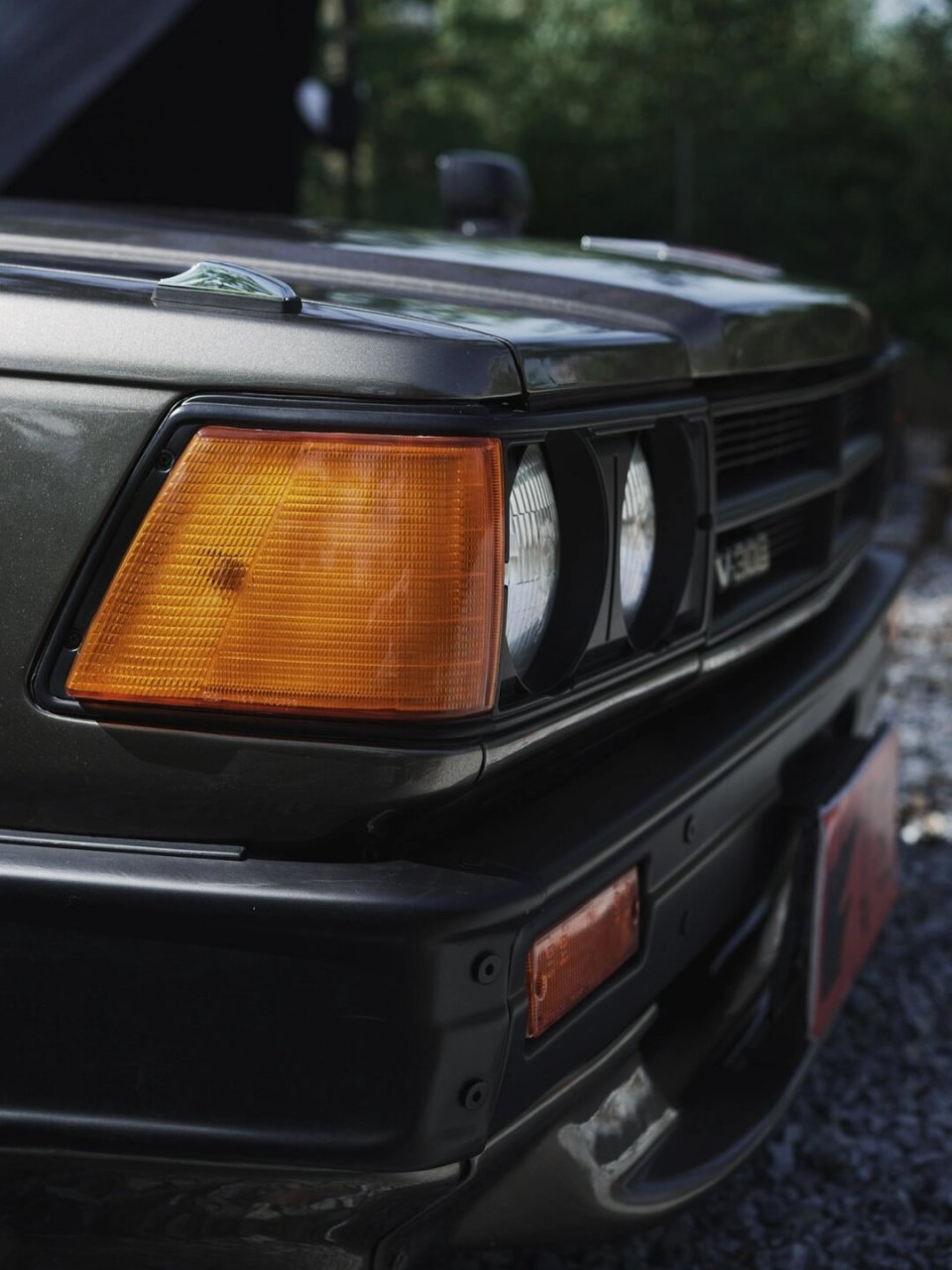 尼桑y30瓦罐,360°特写  从购车到最终完成,耗费了一年半的时间.