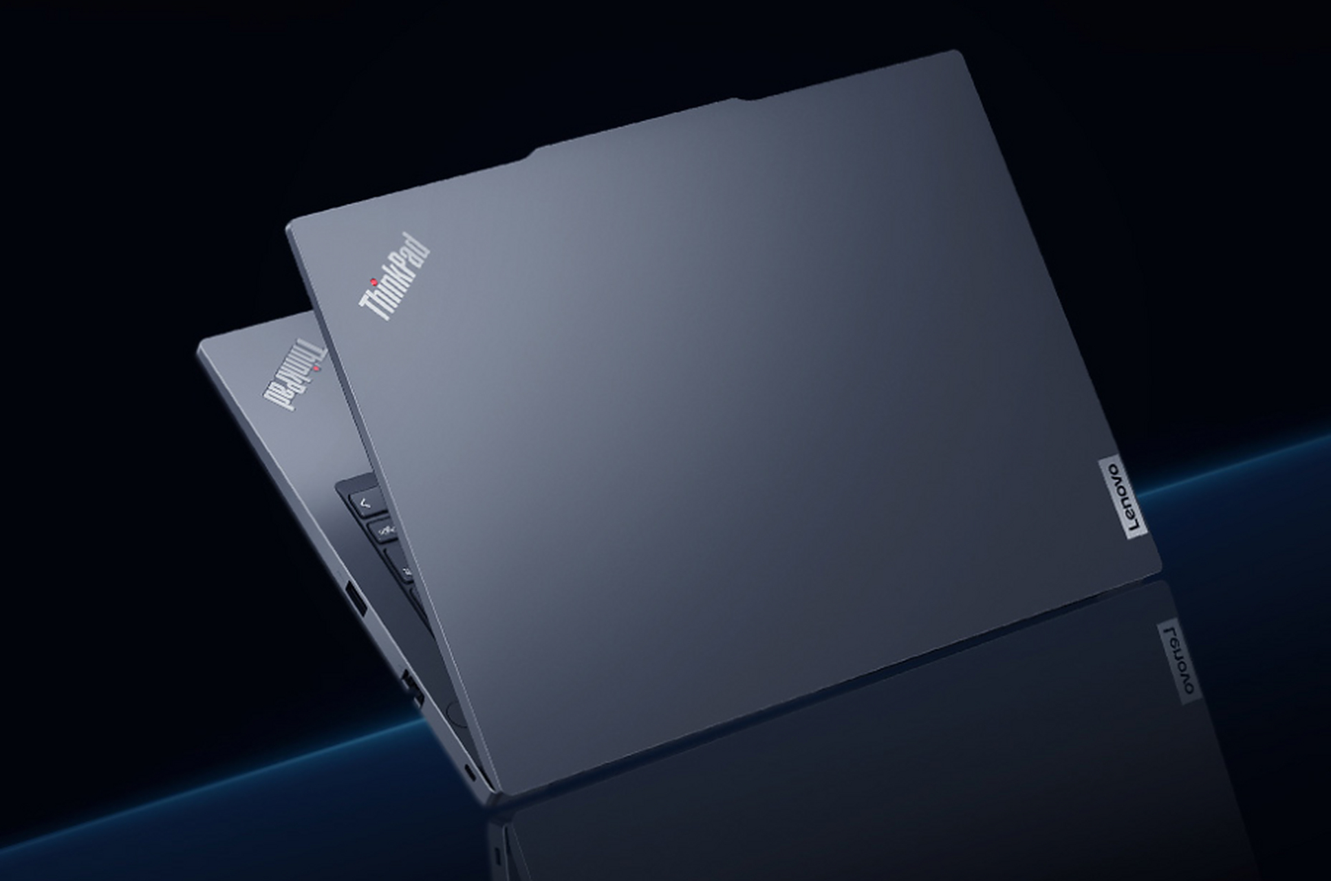 秋日生活创作季# 联想于今年 5 月发布了 thinkpad e14 和 e16 2023