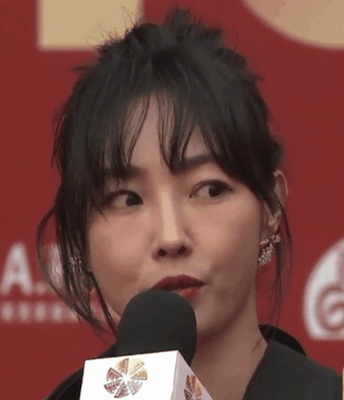 被39岁白百何近照吓到!她怎么变成这样了?