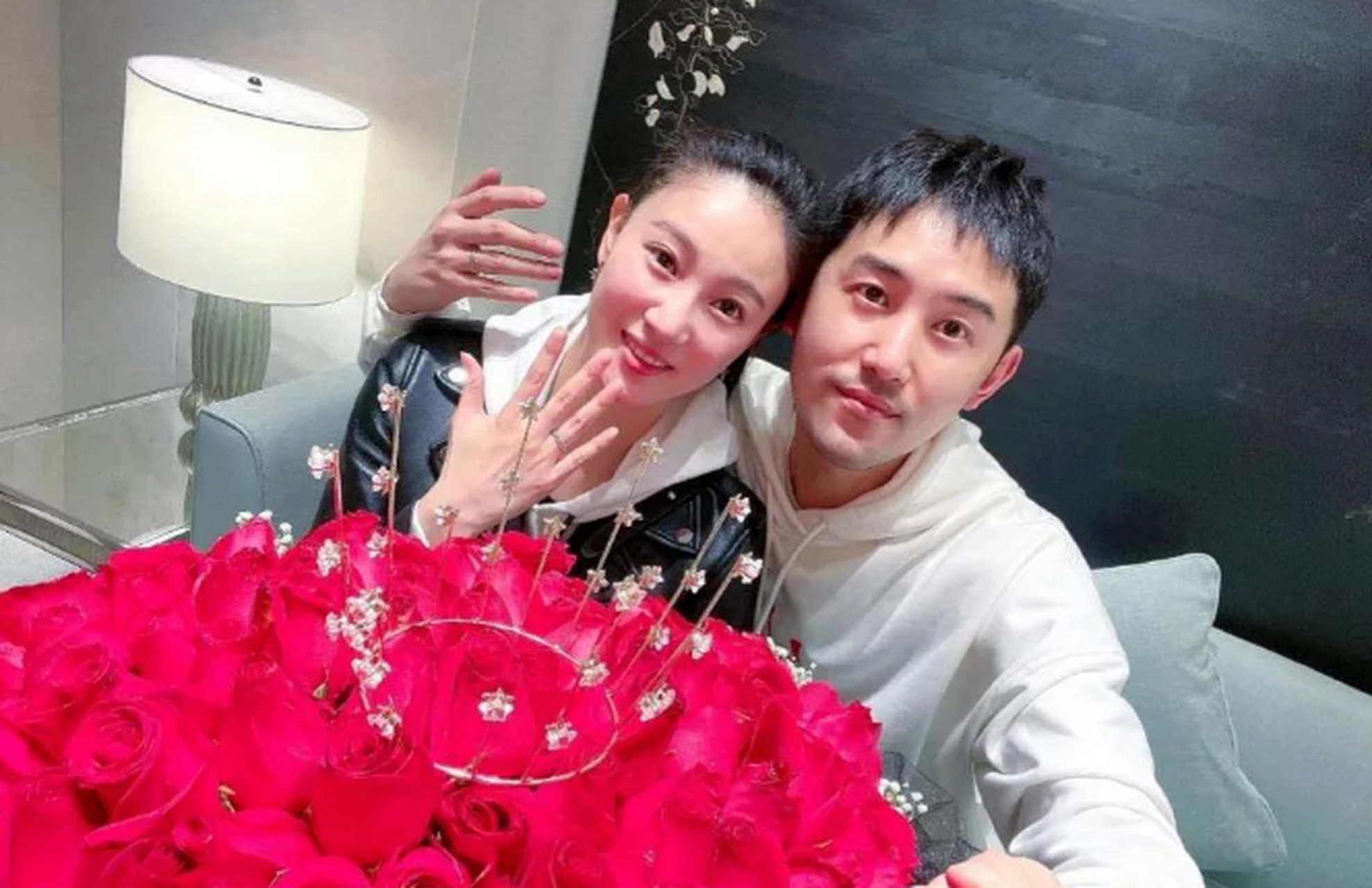 侯梦莎:长得漂亮戏也好,靠军旅剧走红,和丈夫因戏生情幸福美满