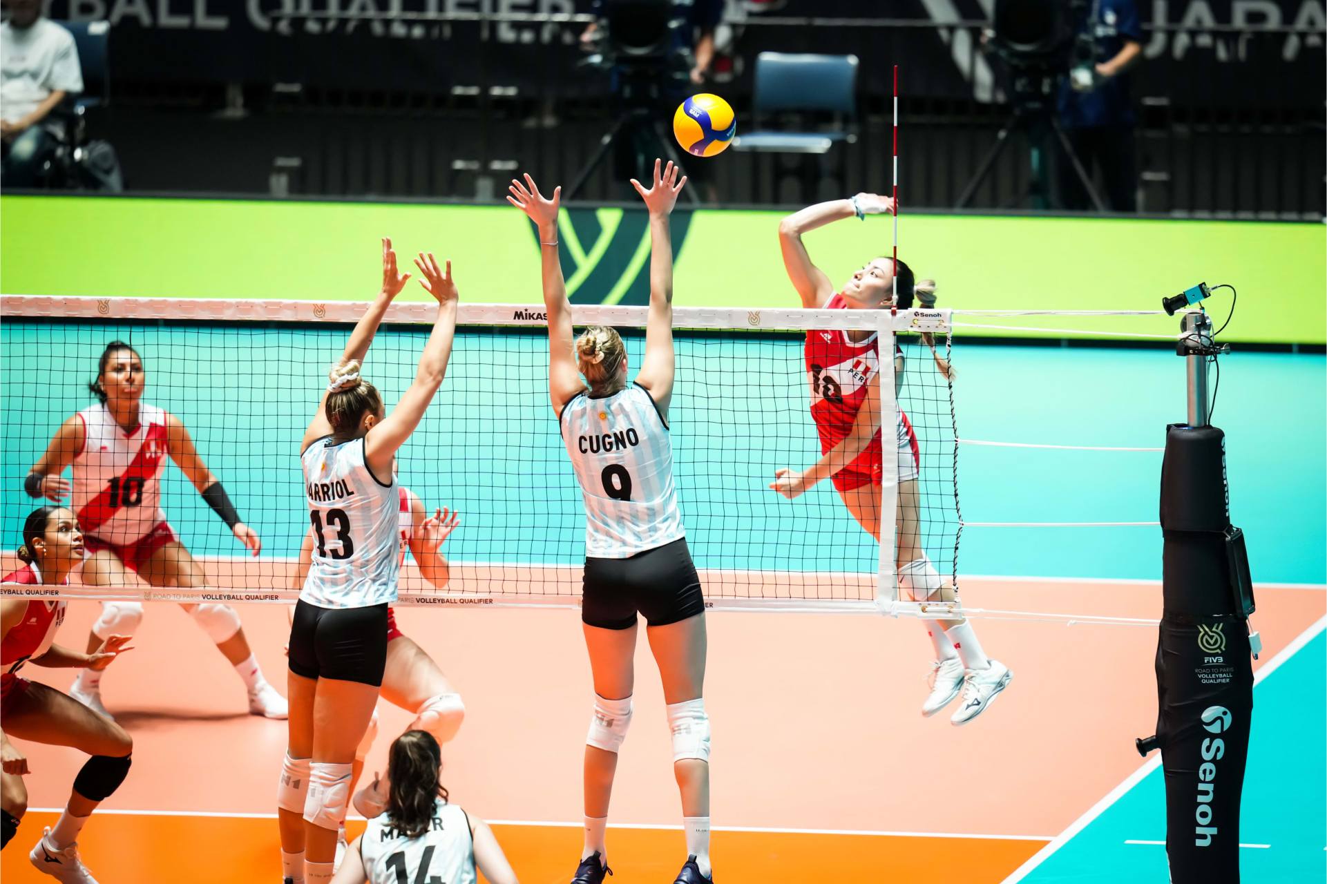 2送秘鲁女排7连败,两队结束奥运资格赛