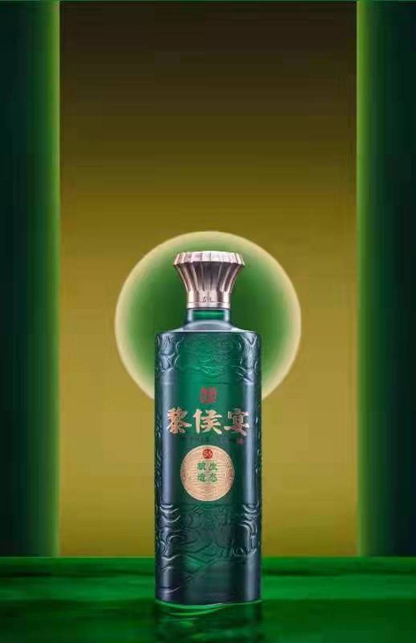 黎侯宴让酒有爱的味道# 前几天晚上,老公应酬完回来,神秘兮兮的从包