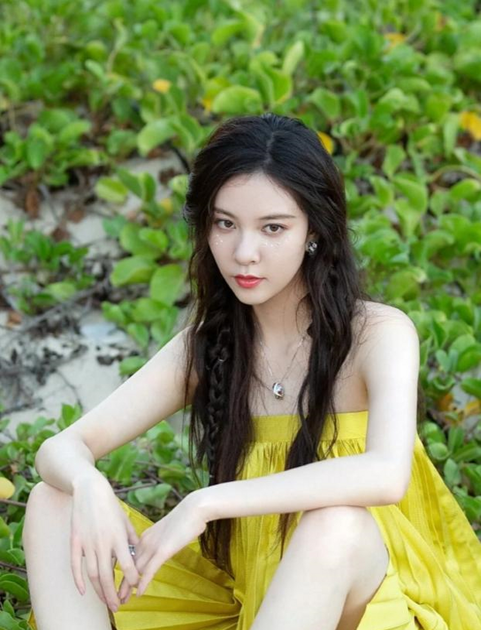 今日分享图集:宋妍霏