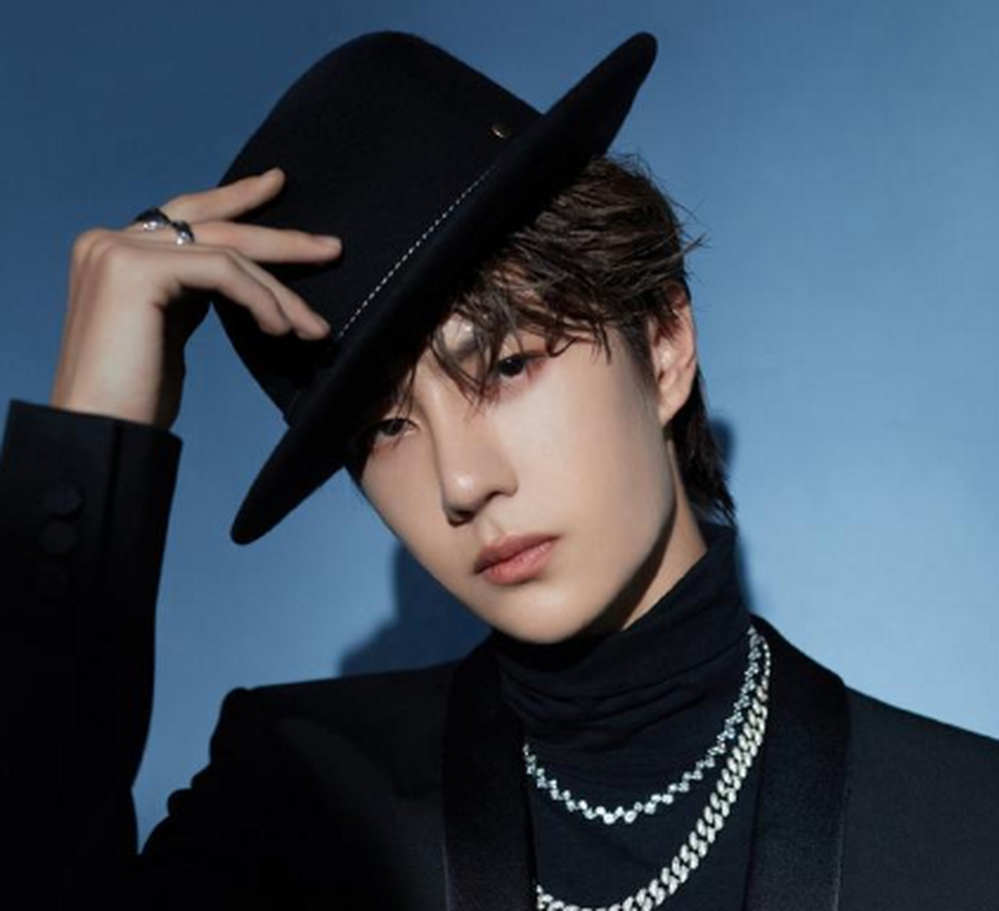 每日打卡# 外表酷炫内心柔软的男明星——王一博塔罗命盘解析 王一 