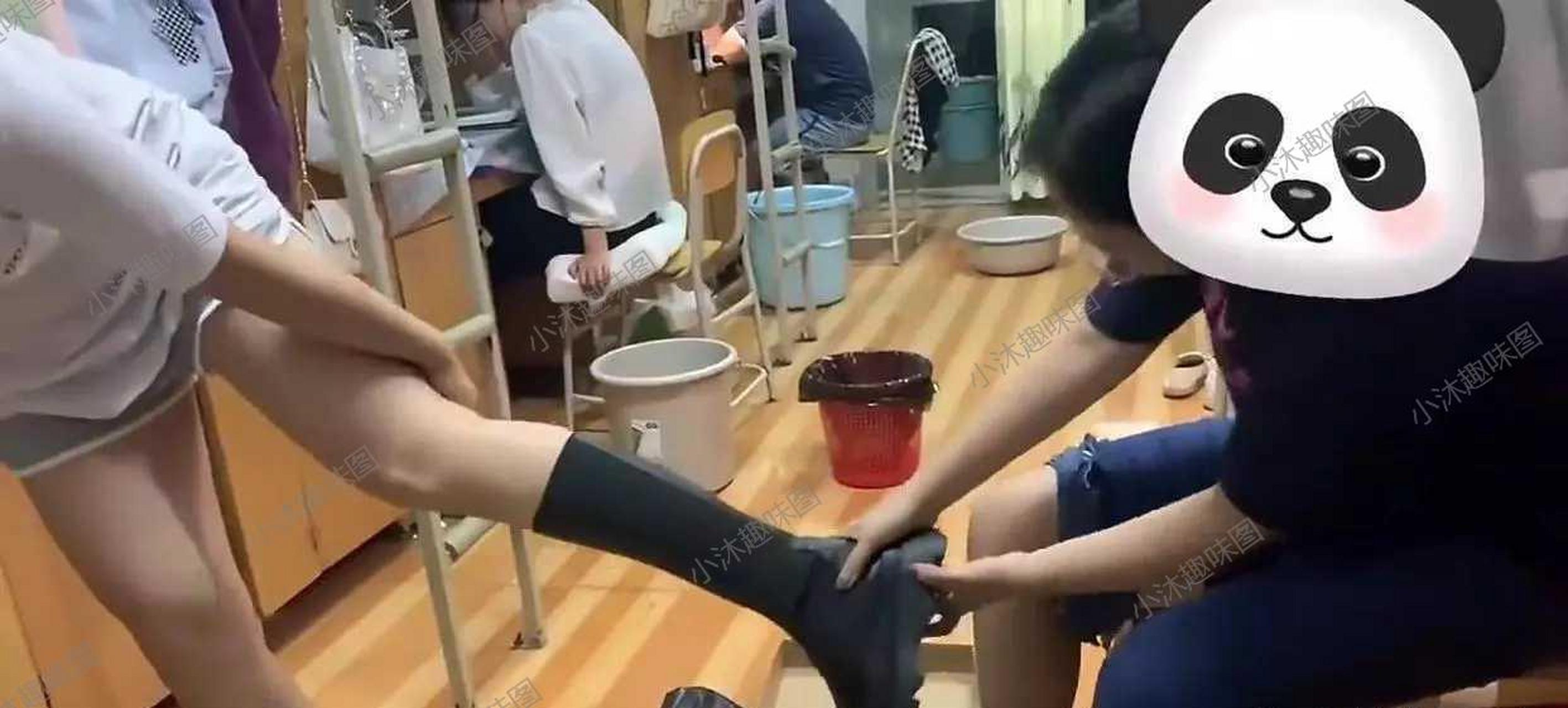 有没有人跟我一样觉得女生的靴子脱起来超难啊?求解答!