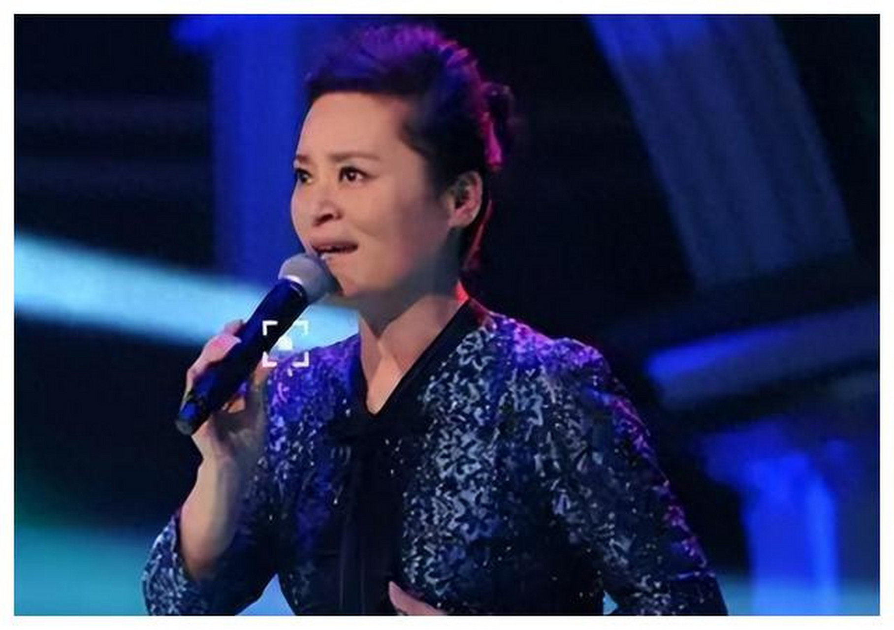 我要上热门#  1987年,金炜玲一举夺得歌坛天后的桂冠,然而,命运曲折