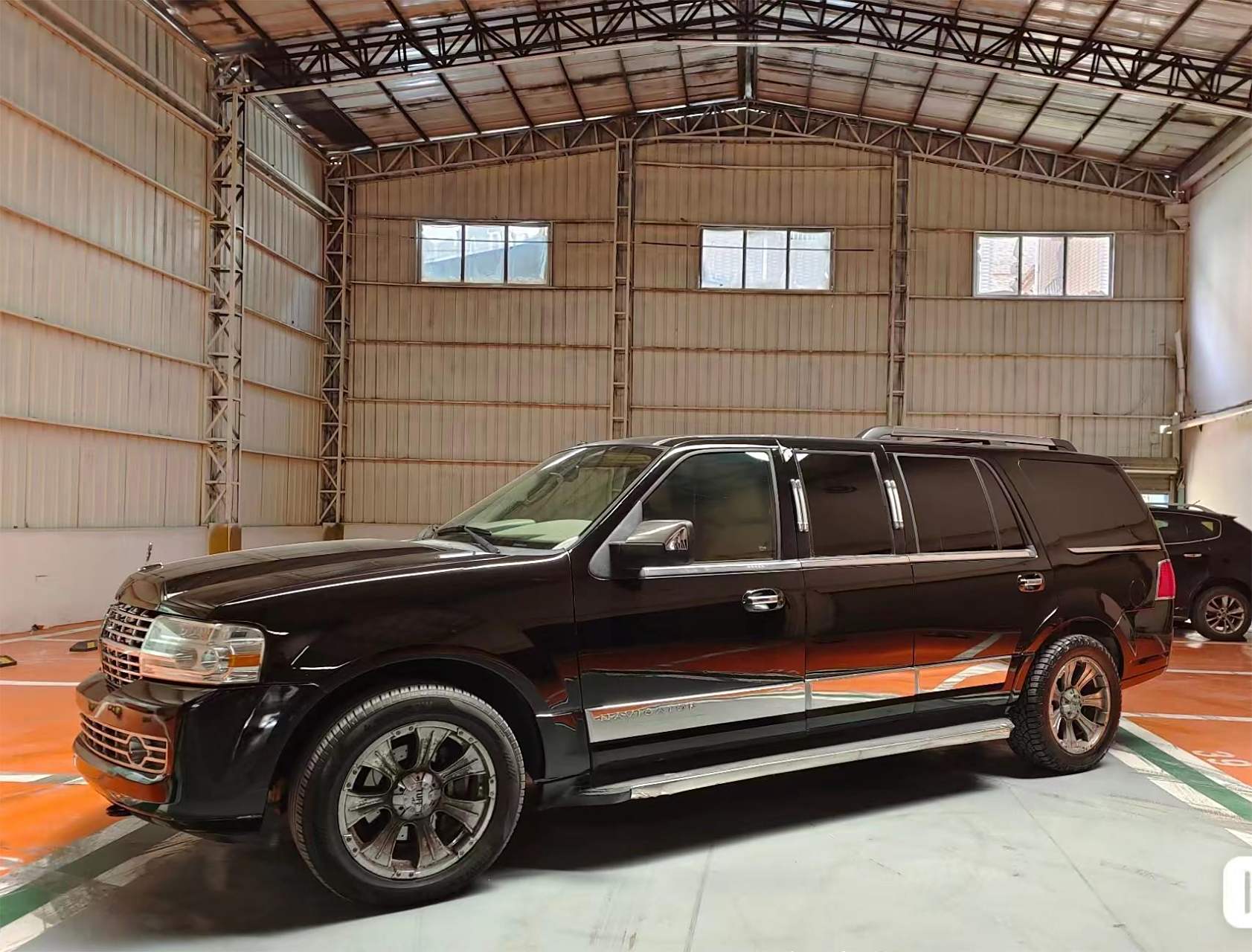 真正的全尺寸suv!08年林肯领航员,5.