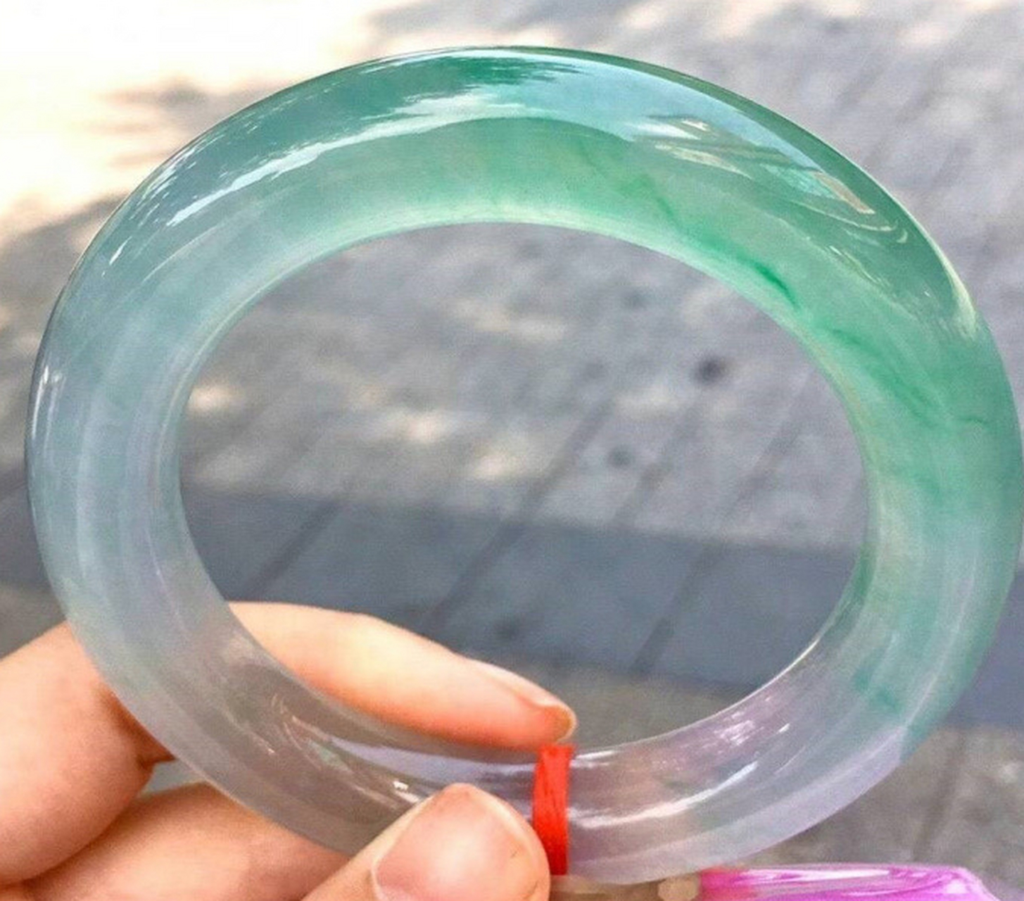 点击头像看直播# #翡翠手镯#翡翠的密度是3.