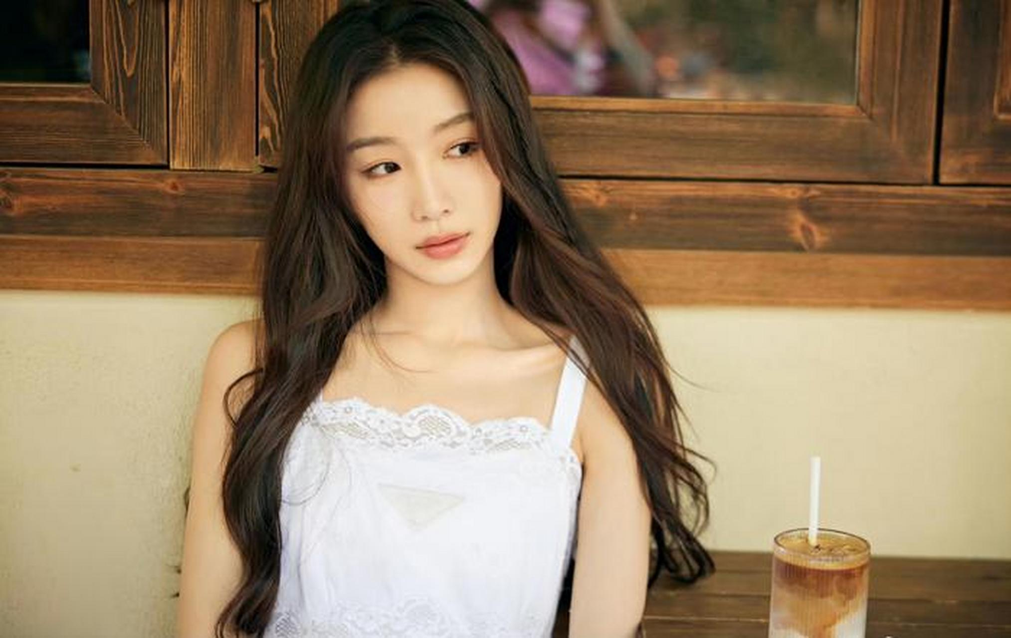 时尚穿搭# #明星造型# #张楠