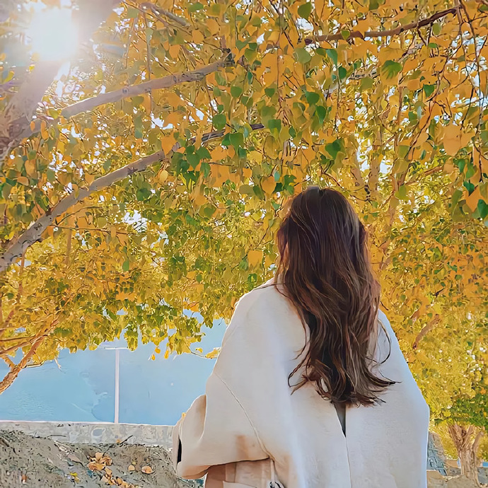 秋天该用的女生头像