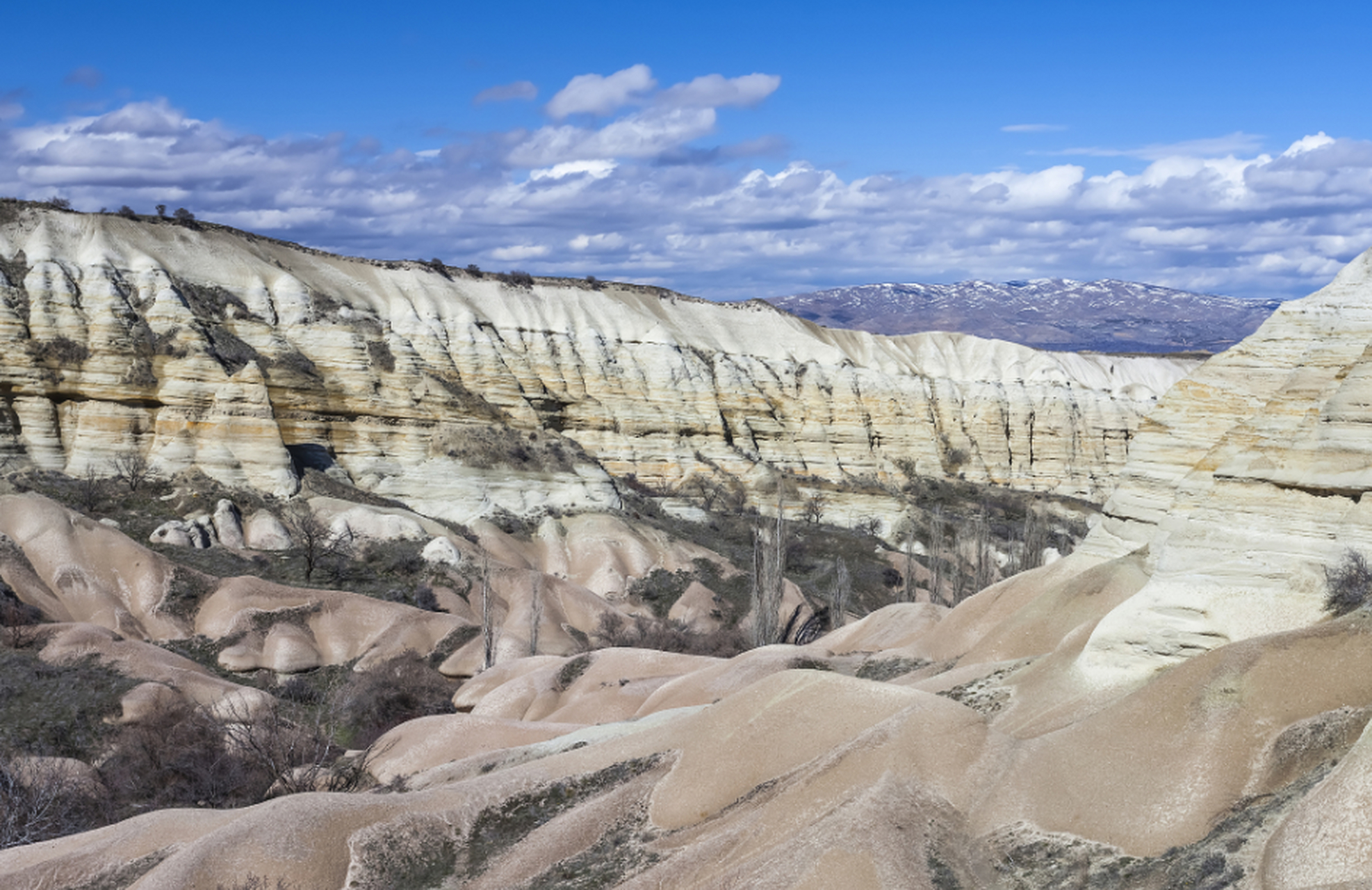 漫步月球的独特旅行——智利月亮谷  要想在地球上体验月球苍凉荒芜的