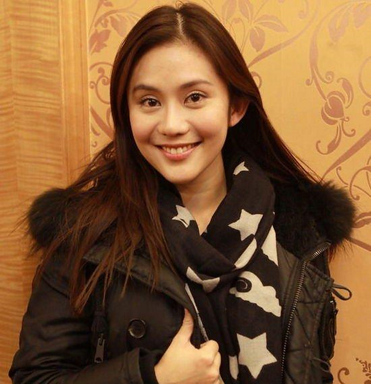 王宇婕出生于1981年05月27日,是印度尼西亚人,现在作为模特儿,演员