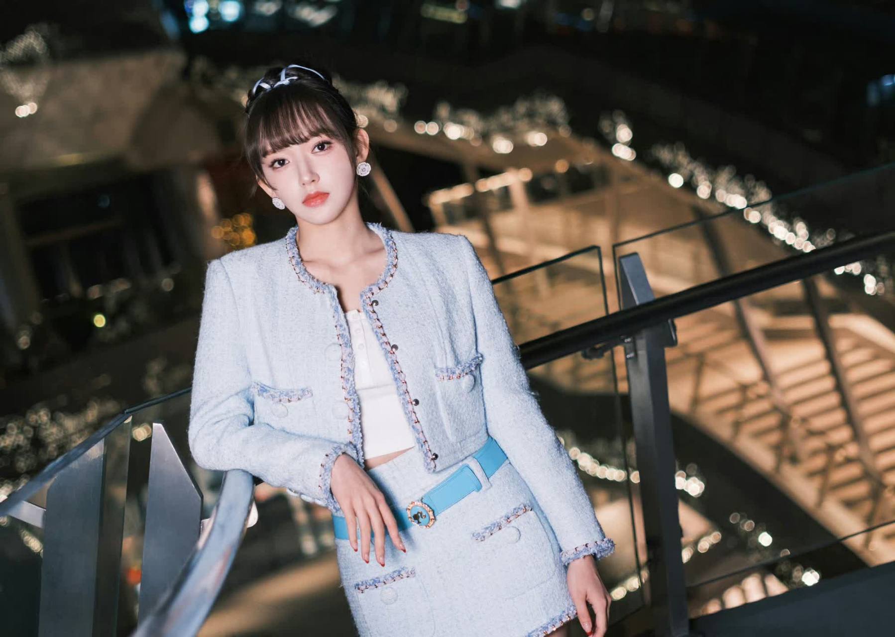 程潇高跟凉鞋大长腿[笑哭]