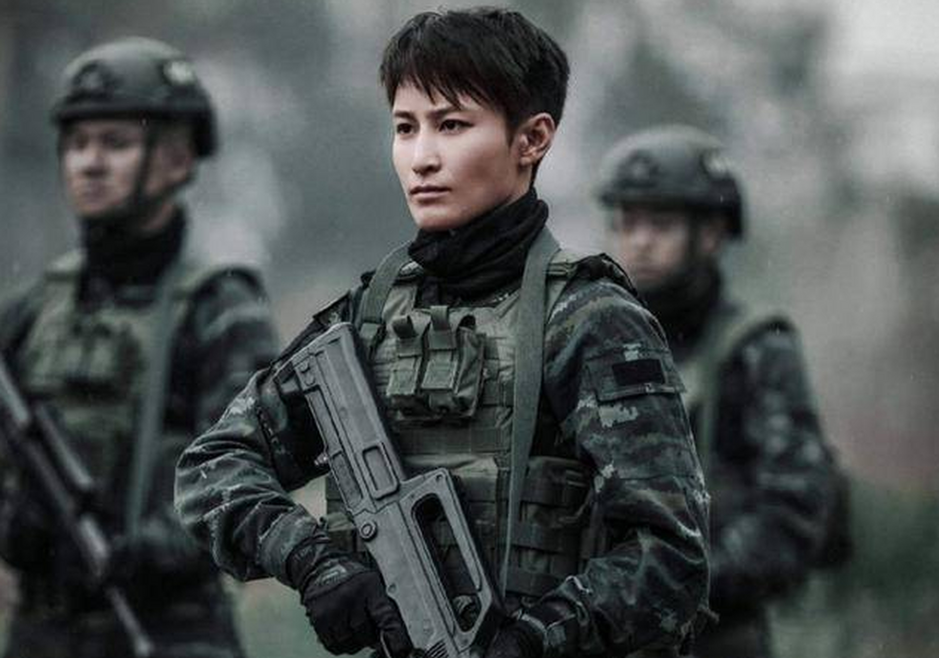 蒋璐霞这位女演员近些年同样是热度极高,尤其是在各种"军旅题材"的