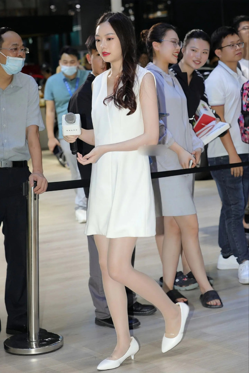 气质漂亮礼仪肉丝小姐姐