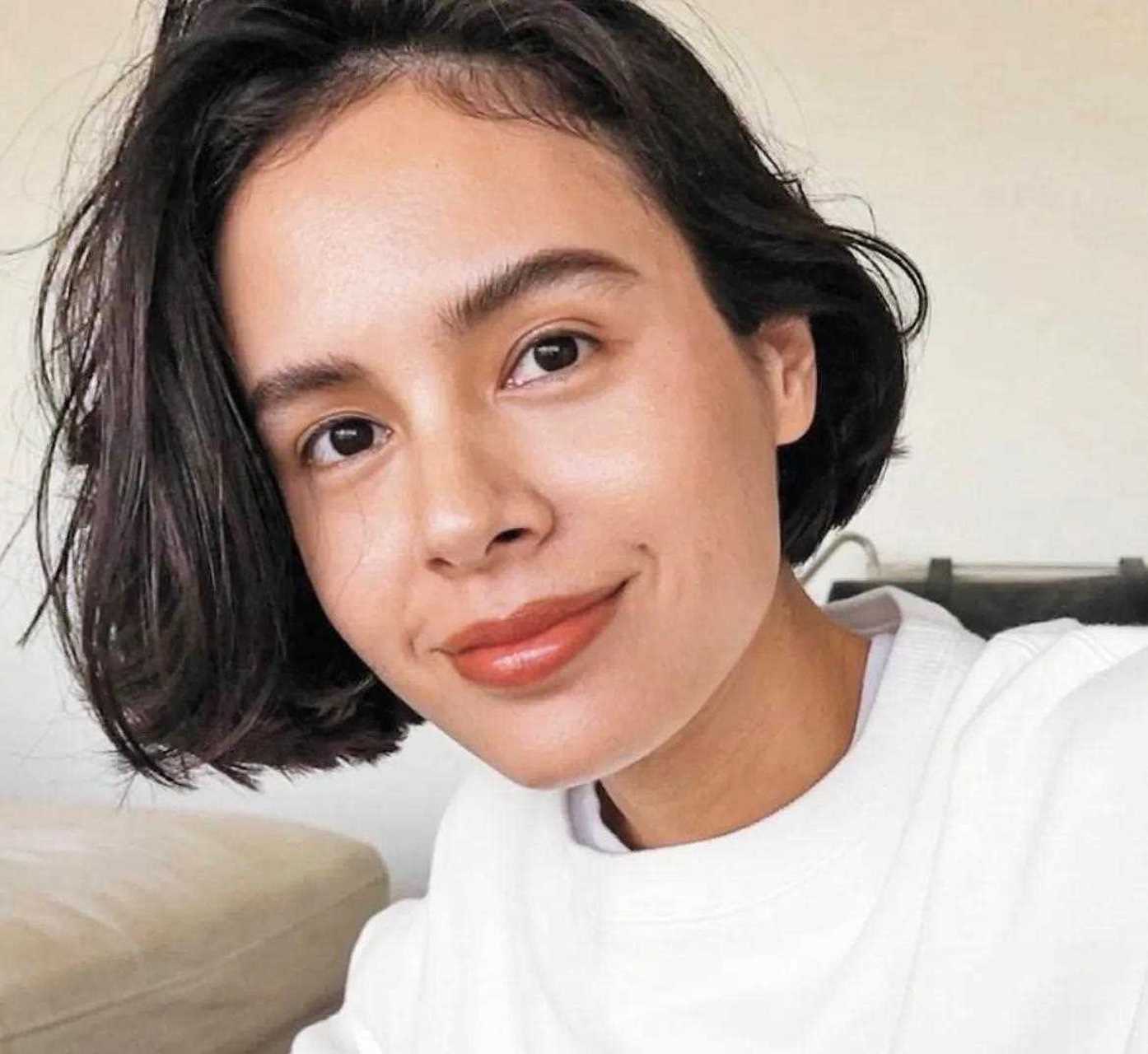 日本巴西混血的模特大屋夏南是正活跃的时尚人,也是辨识度很高的时尚