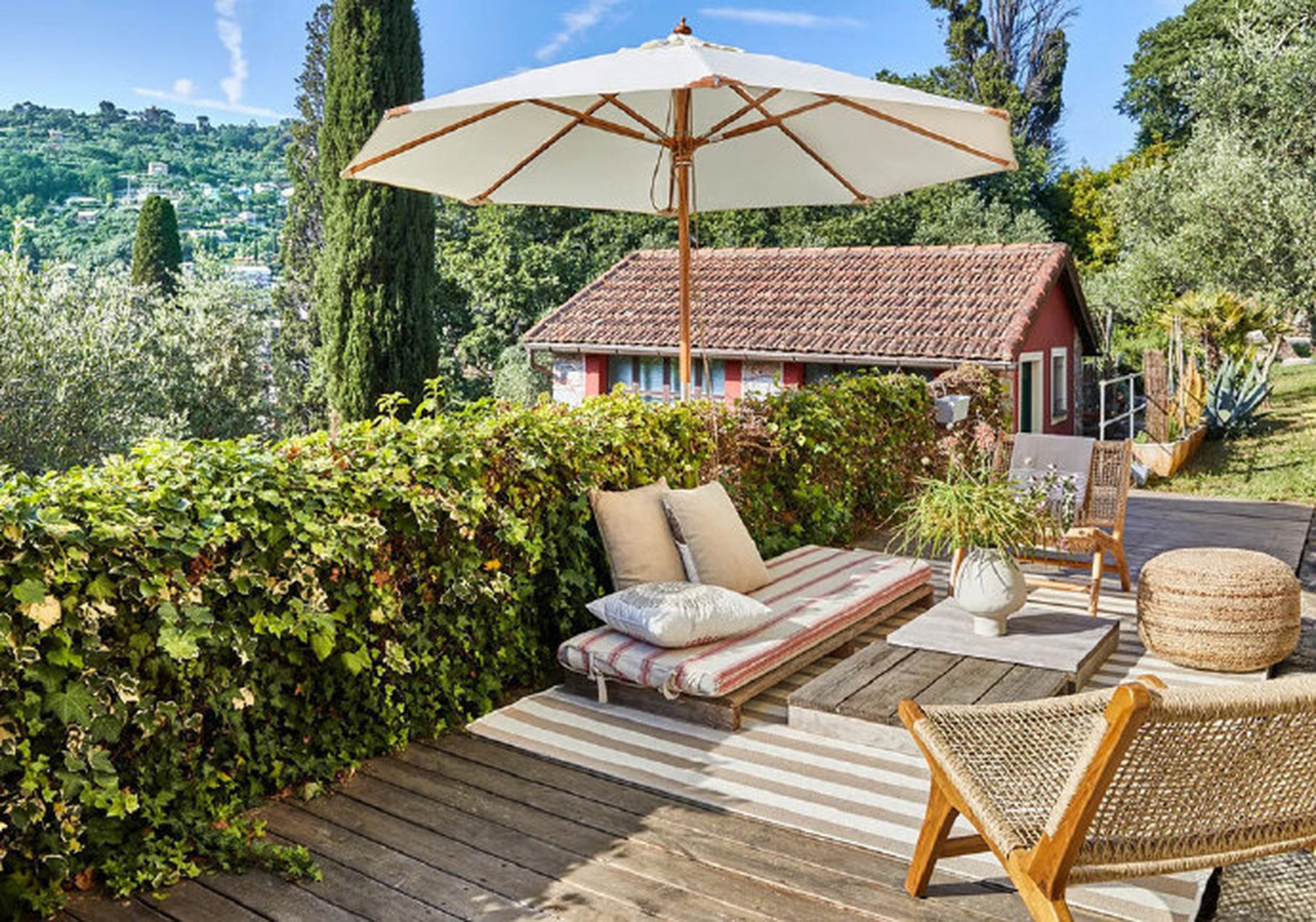 意大利南部舒适的传统地中海风格别墅,怡然度假之地