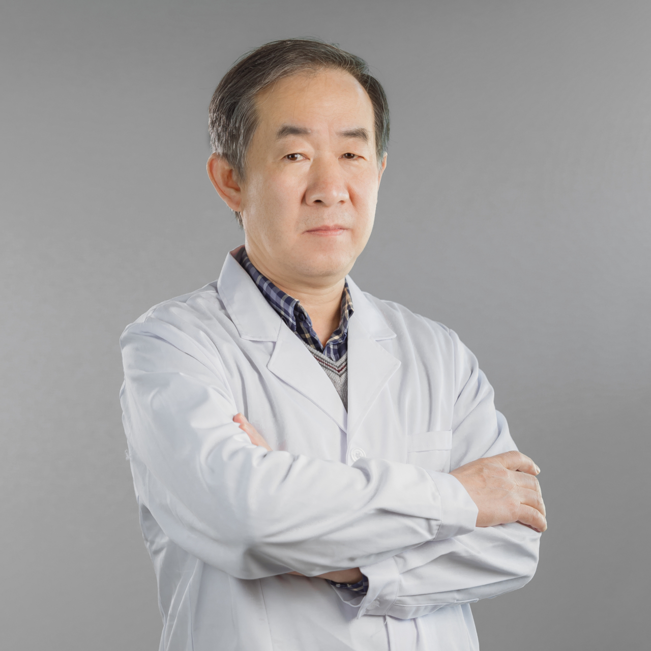 蔡军医生提醒大家,小心你们的腰