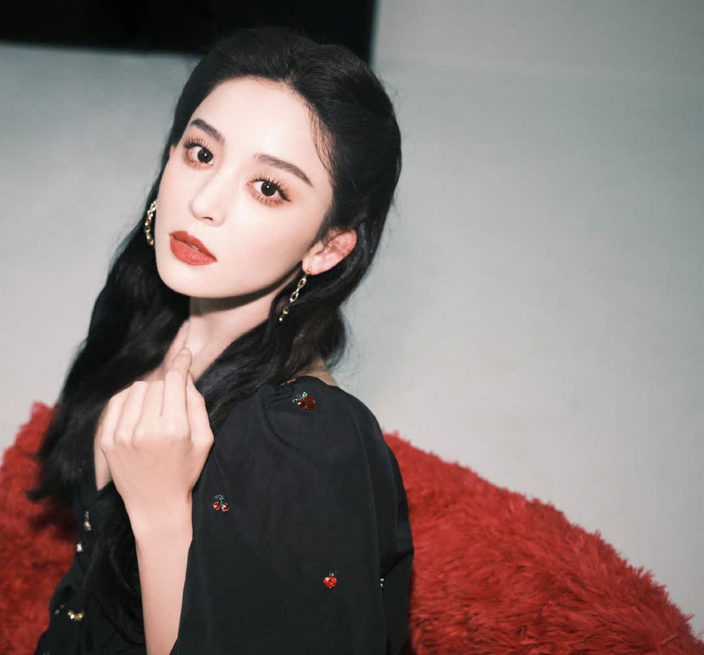 古力娜扎高清壁纸头像(三十六)[心]