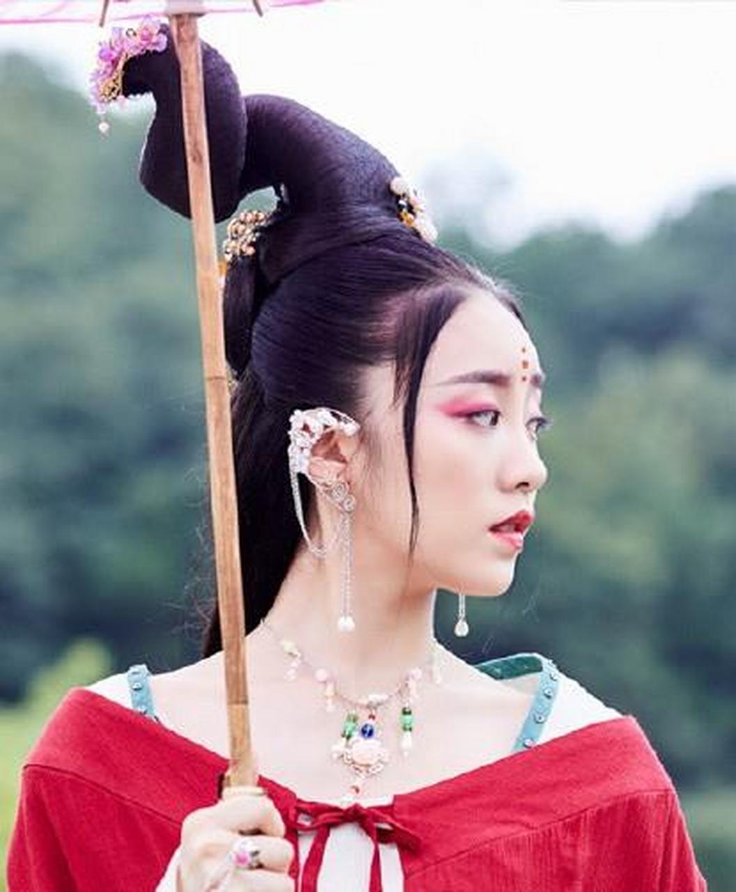 张月 唯美古装剧照