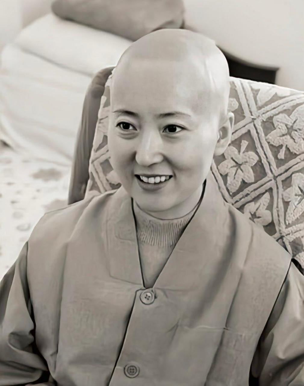 陈晓旭未出生时,她妈妈做过一个梦,在梦里有个老头