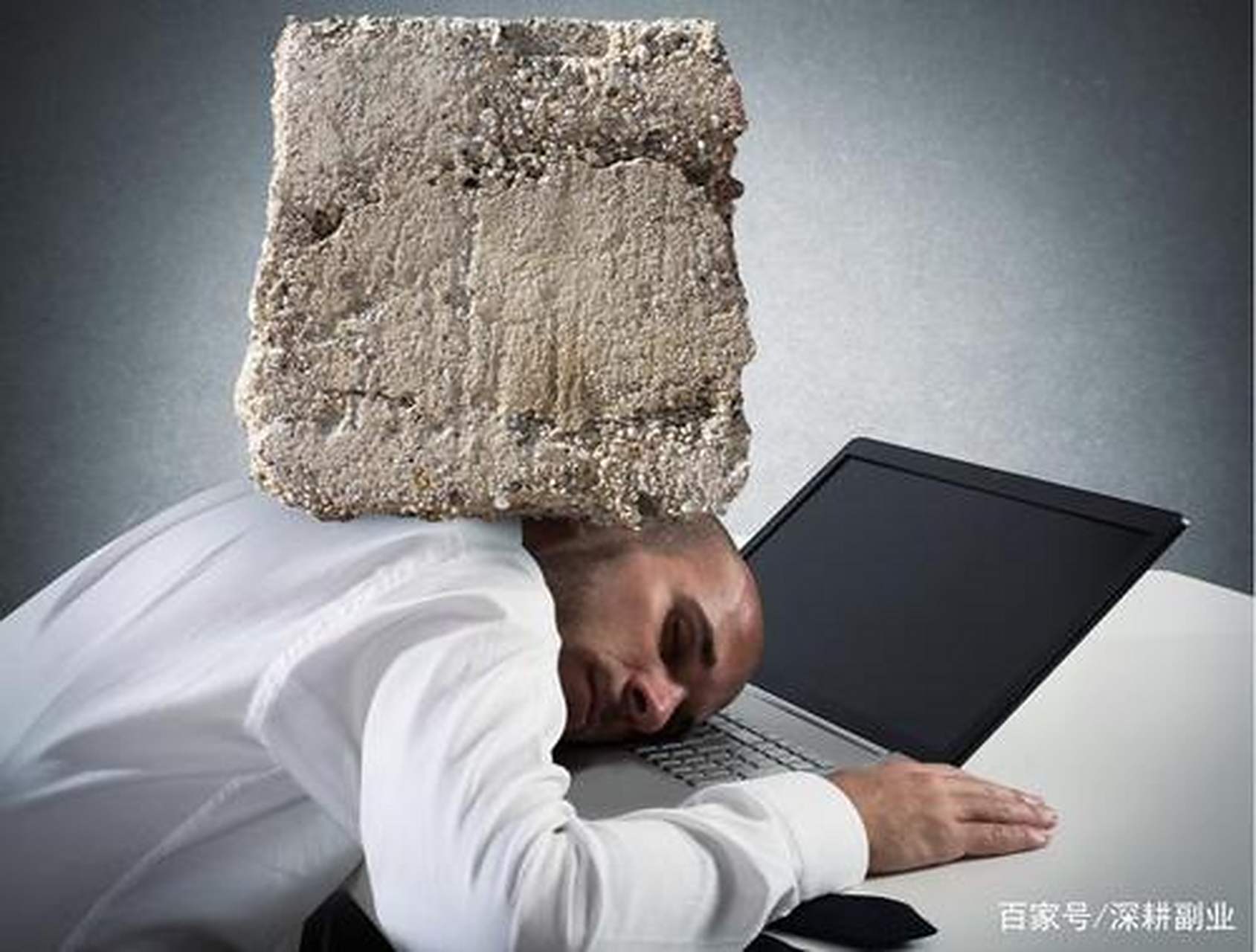 围城回复:  除非你很有钱,对她的要求毫不在乎,你可以