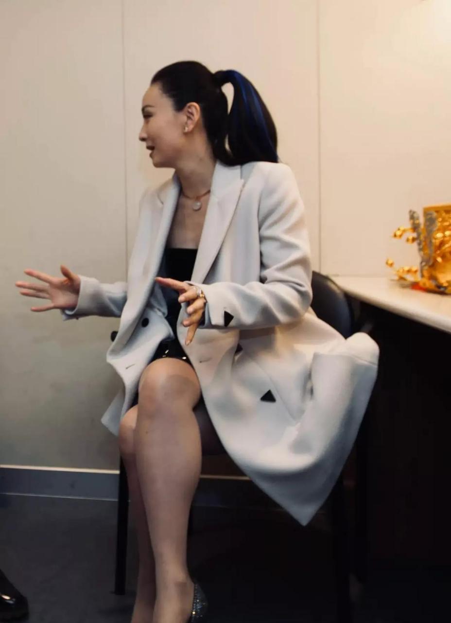 陶虹的高跟鞋大粗腿