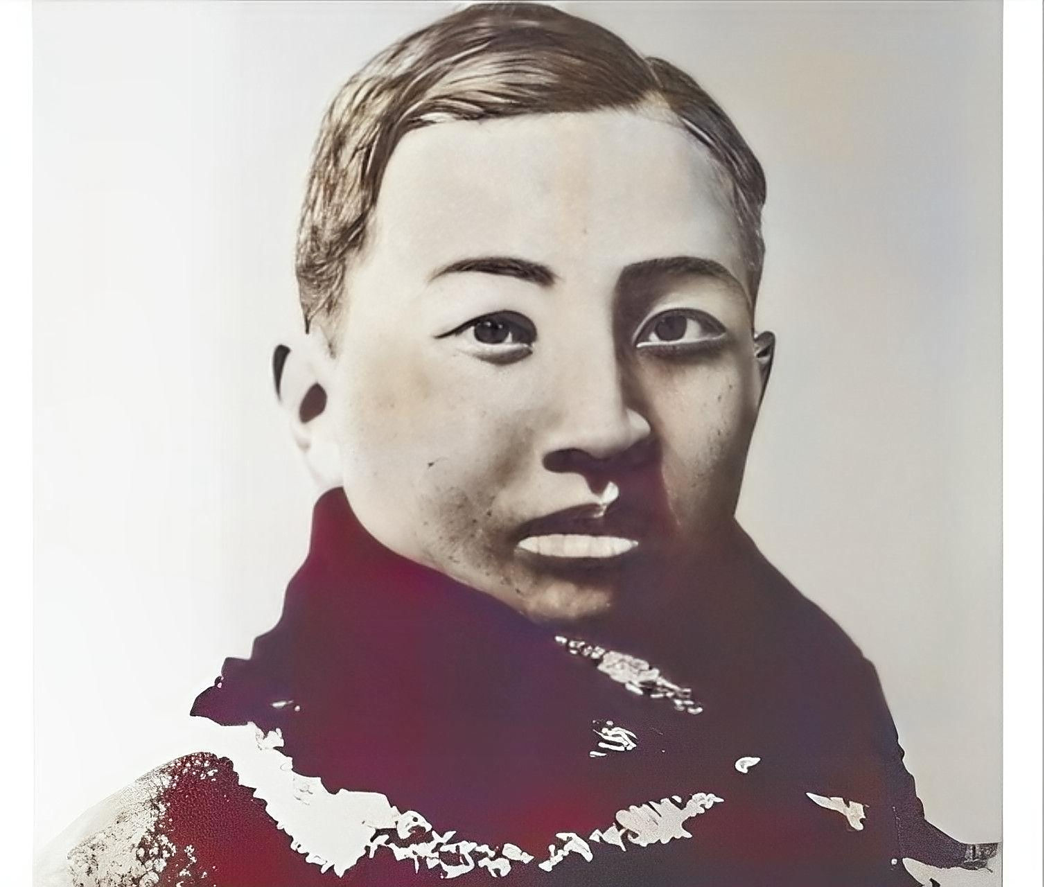 而彭家珍烈士用自己的牺牲,加速了晚清皇权的推翻