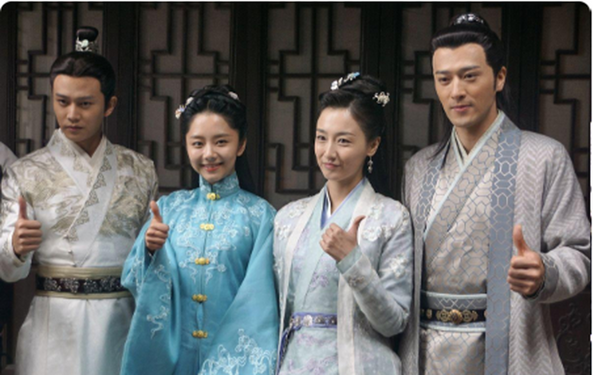 如果任嘉伦和谭松韵,能二搭就好了,"六元一斤虾"组合也太可爱了!