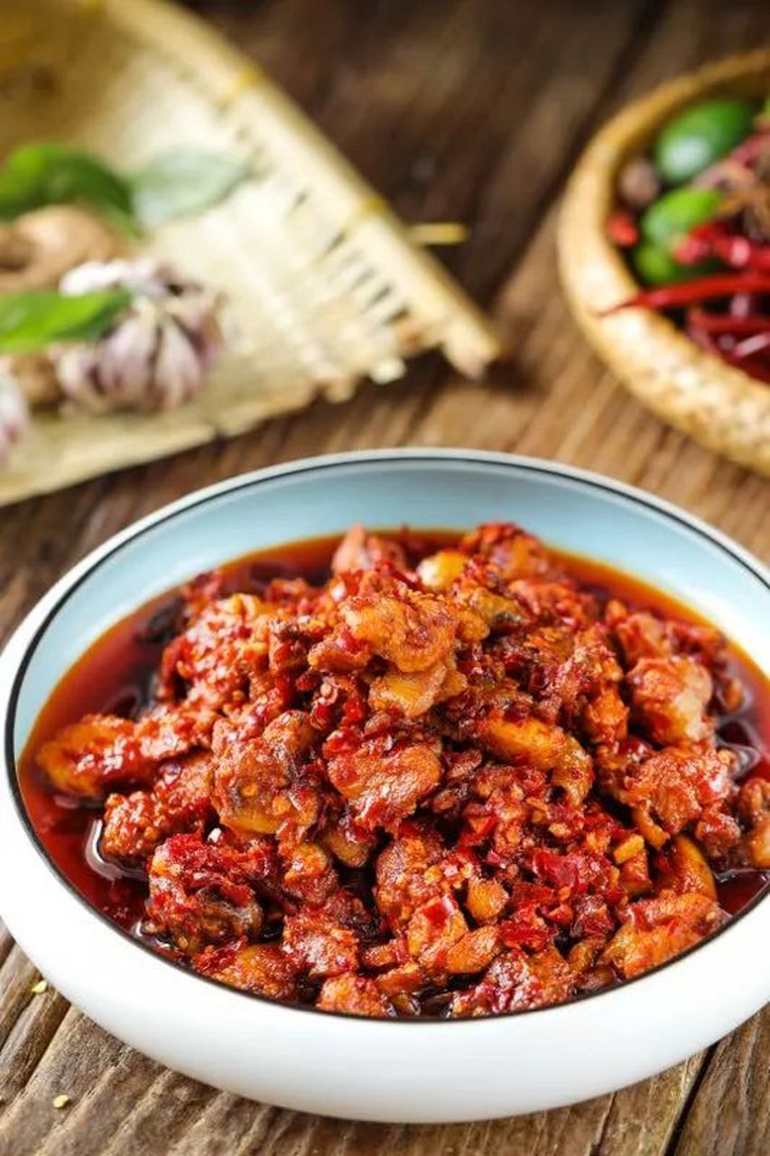 云南才是吃货的天堂#沾益辣子鸡 沾益辣子鸡是中国著名的餐饮特产是 