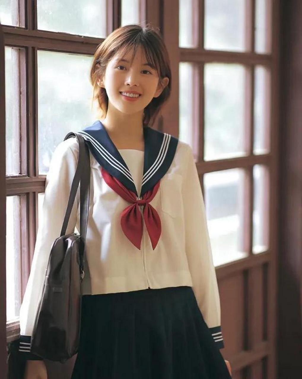 南昌大学校花钟恩淇