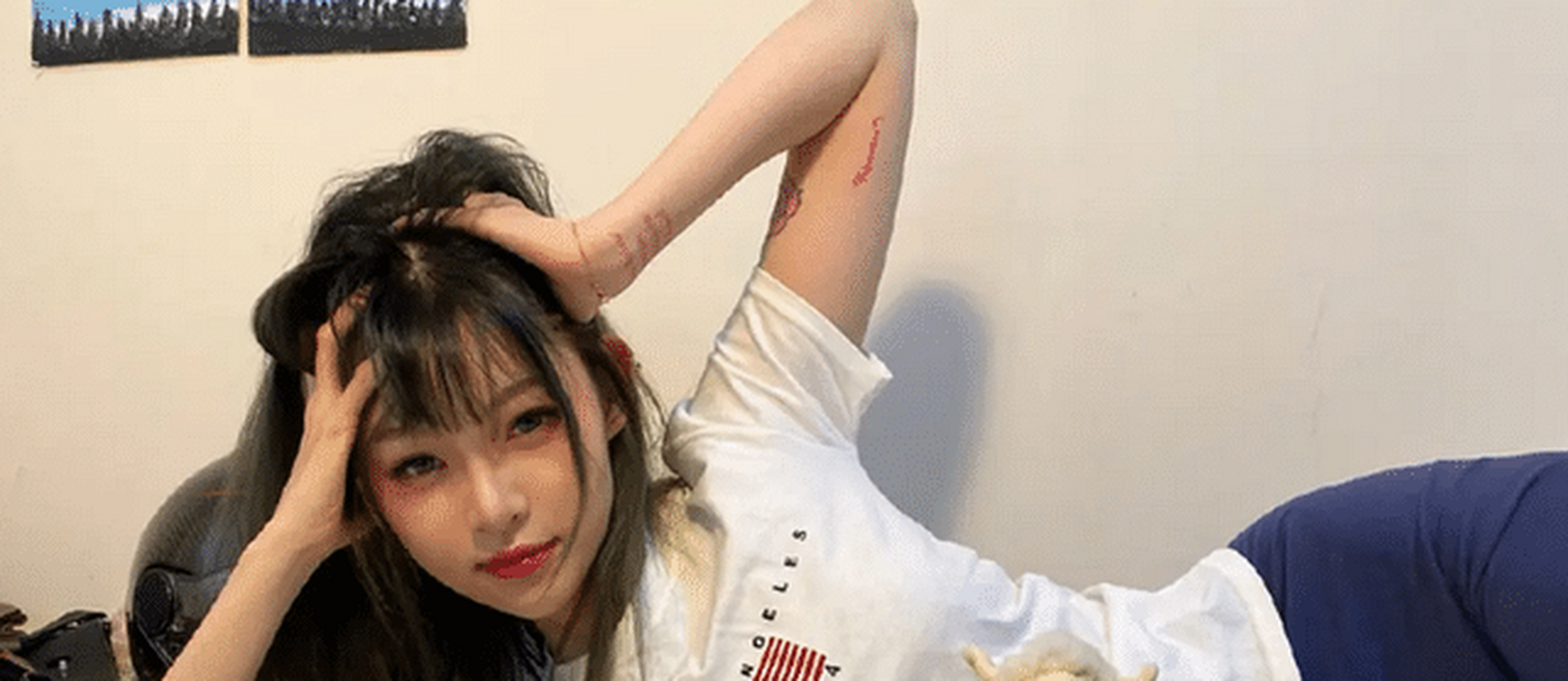 "痞幼"一直是一位非常有争议性的网红,其将自己营销为"机车女生.