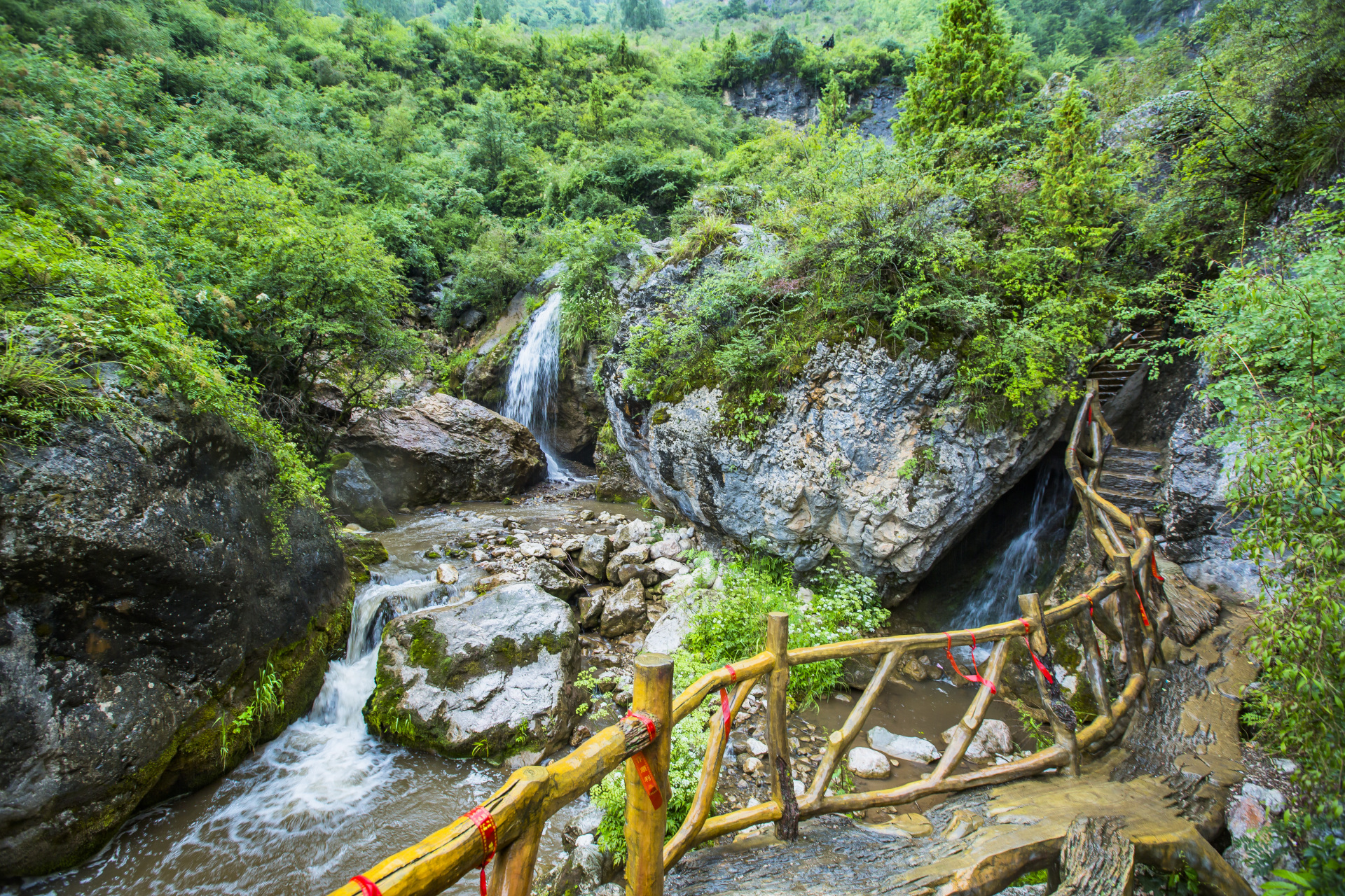 心定西再出发# 遮阳山,位于甘肃省定西市漳县西南部,是国家4a级掠游