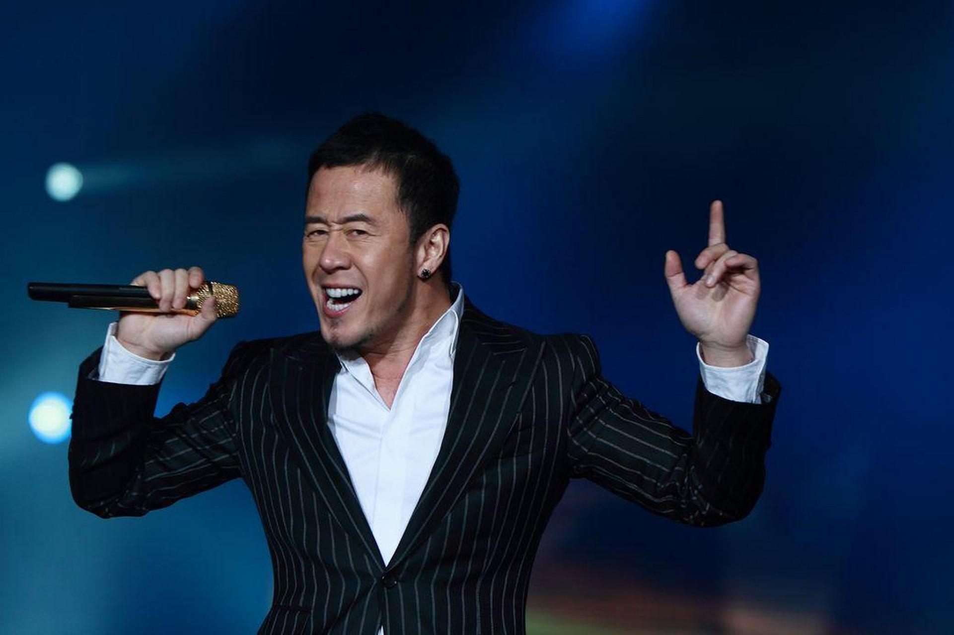 杨坤首次回应刀郎新歌风波# 近期,刀郎新歌《罗刹海市》引发的找殚