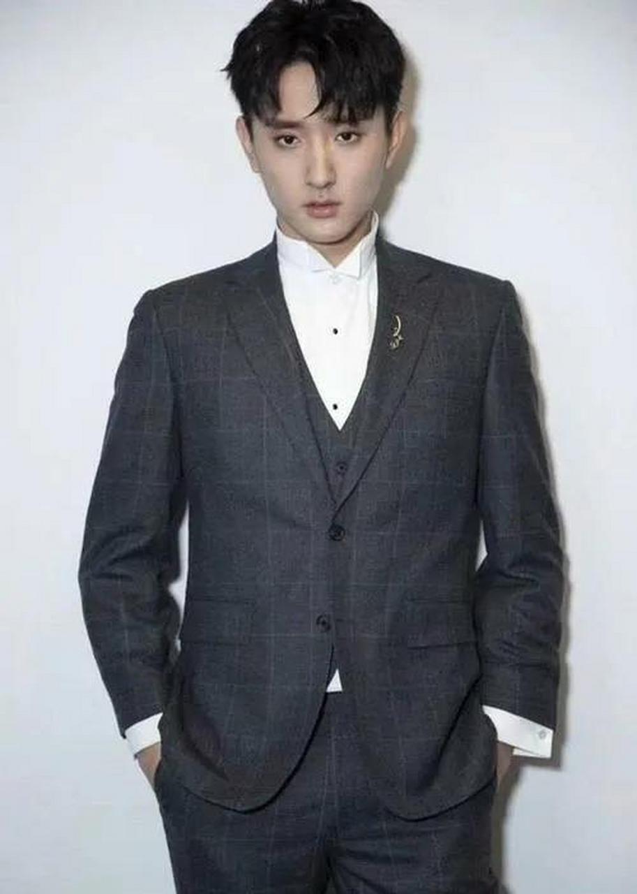 百家号星火计划# 于小彤对微胖的女生恶意很大,超过100斤的女生,他都