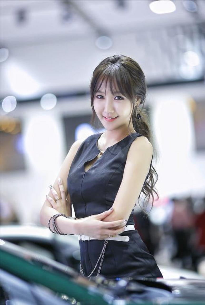 赵仁英 皮裤写真 完美气质型车模 韩国女神 神仙般的颜值 完美的身材