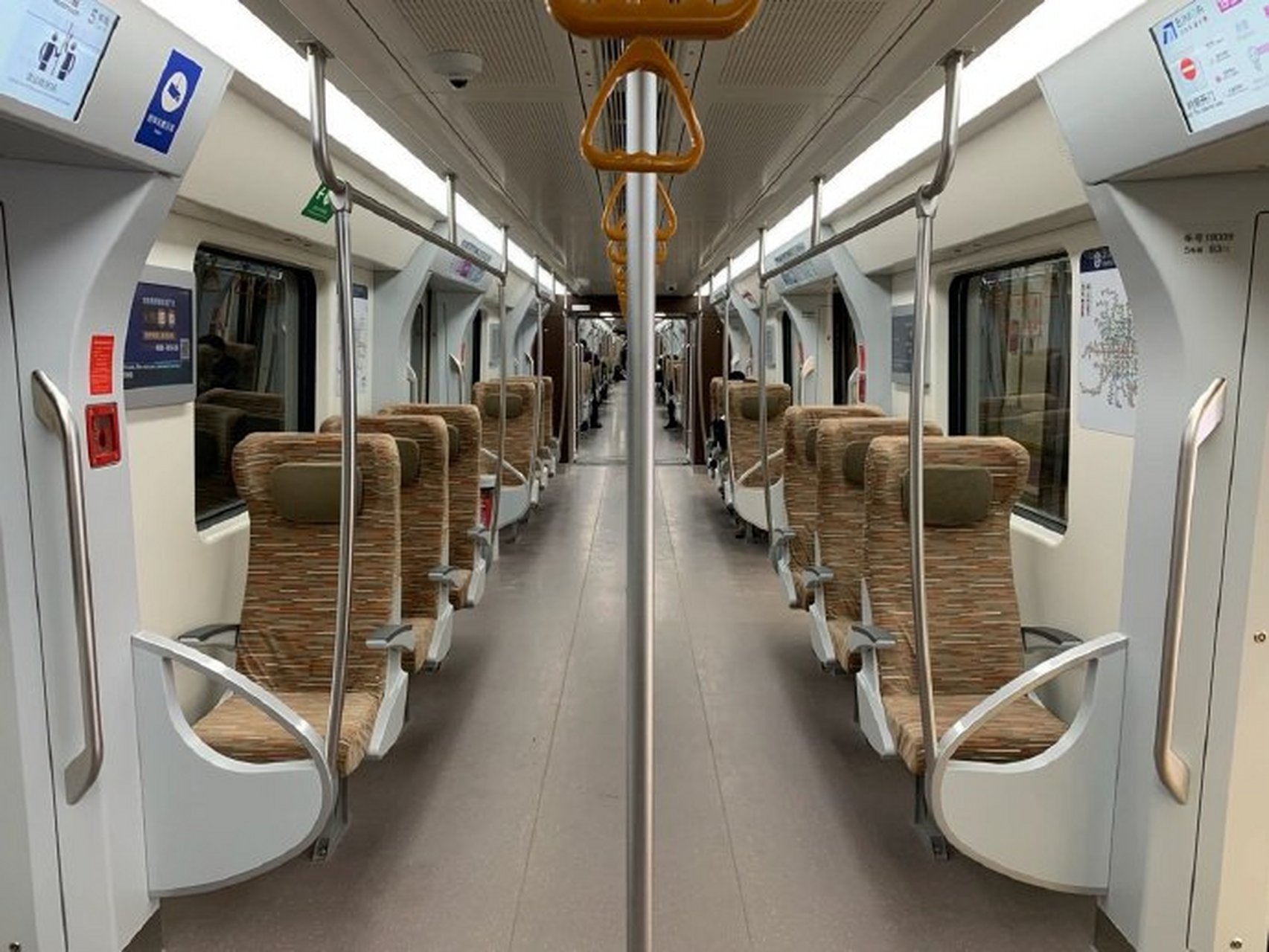 95:地铁居然还有商务座北京地铁19号线