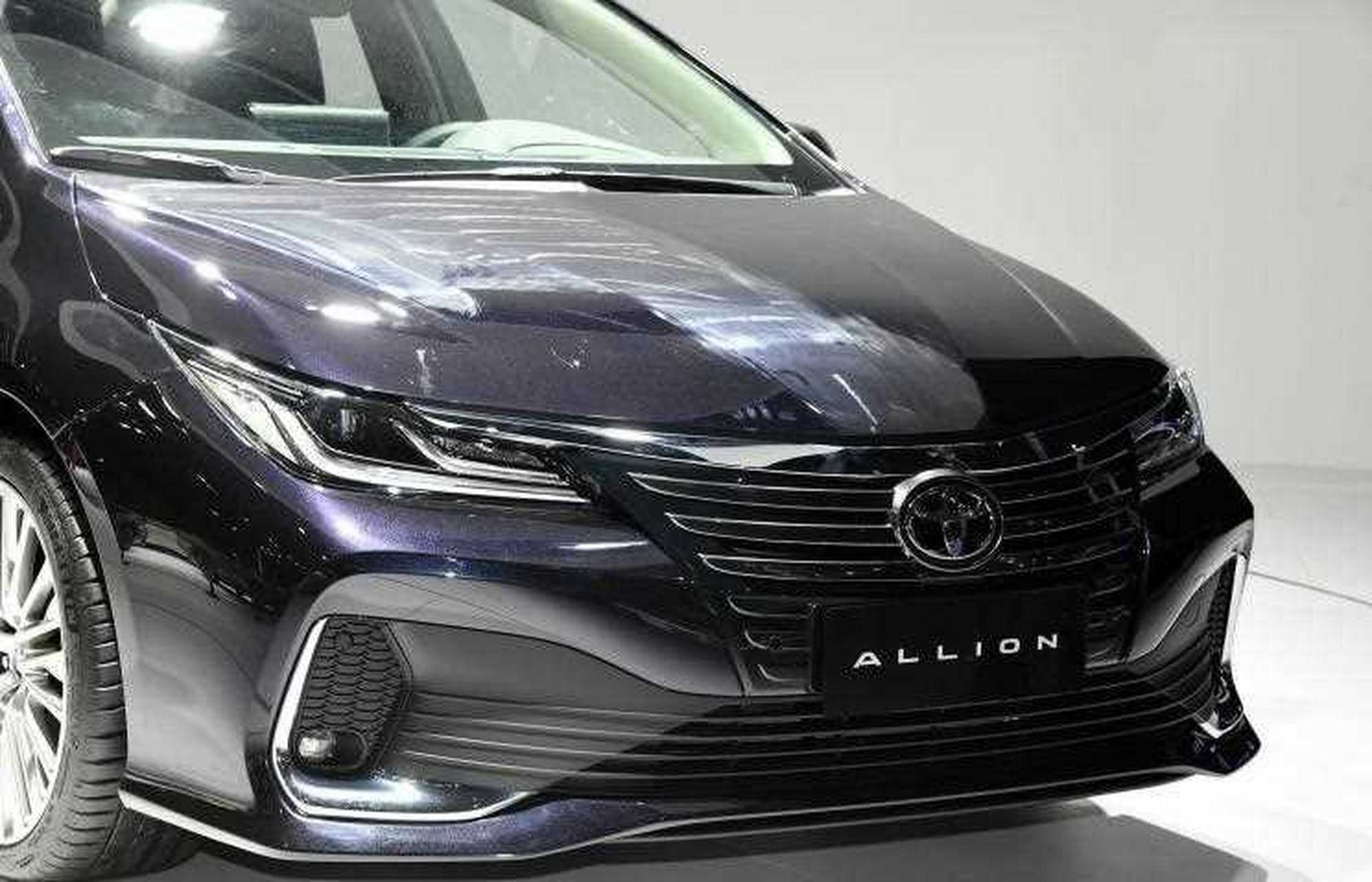 【一汽丰田全新轿车傲澜广州车展发布】一汽丰田tnga架构全新轿车傲澜