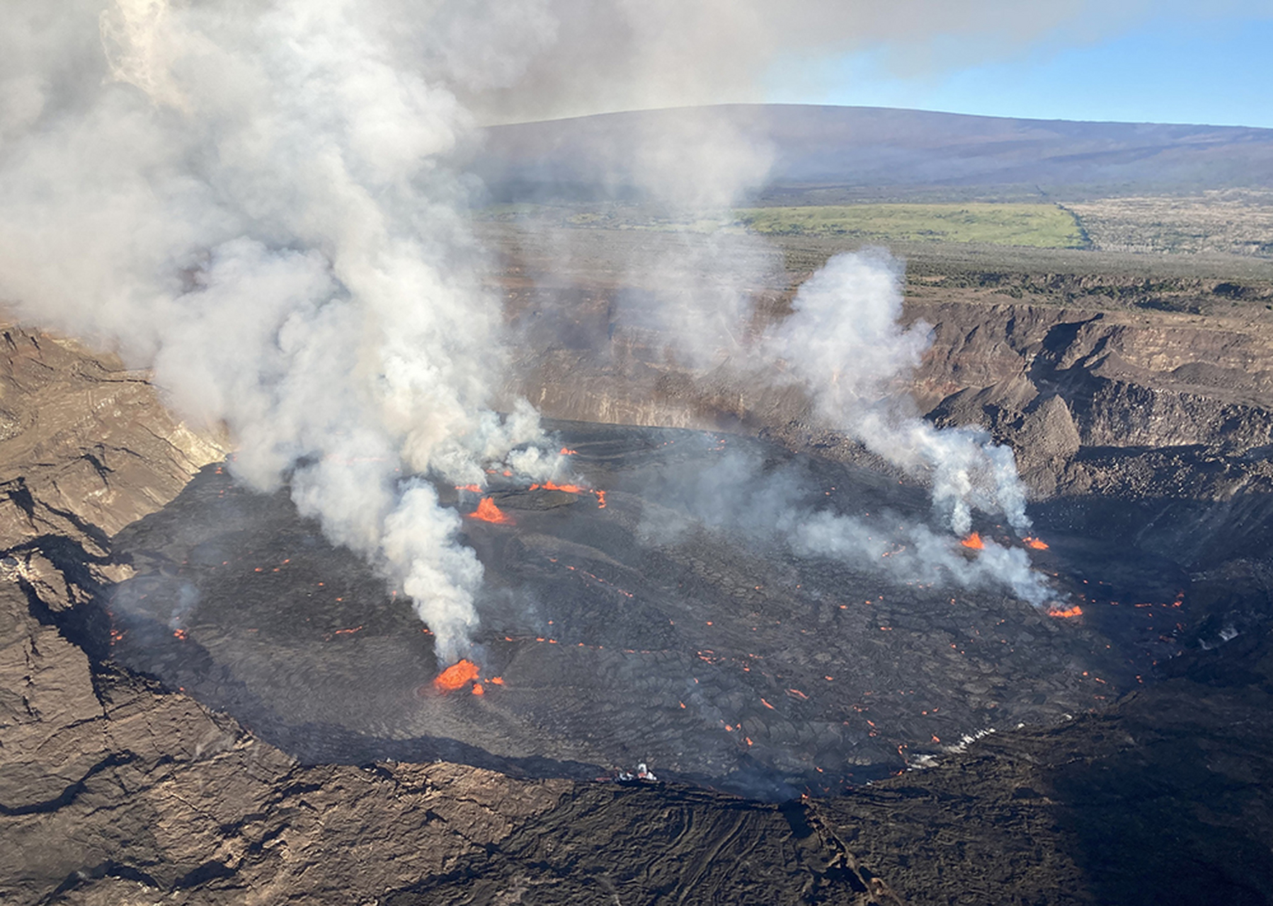 基拉韦厄火山图片