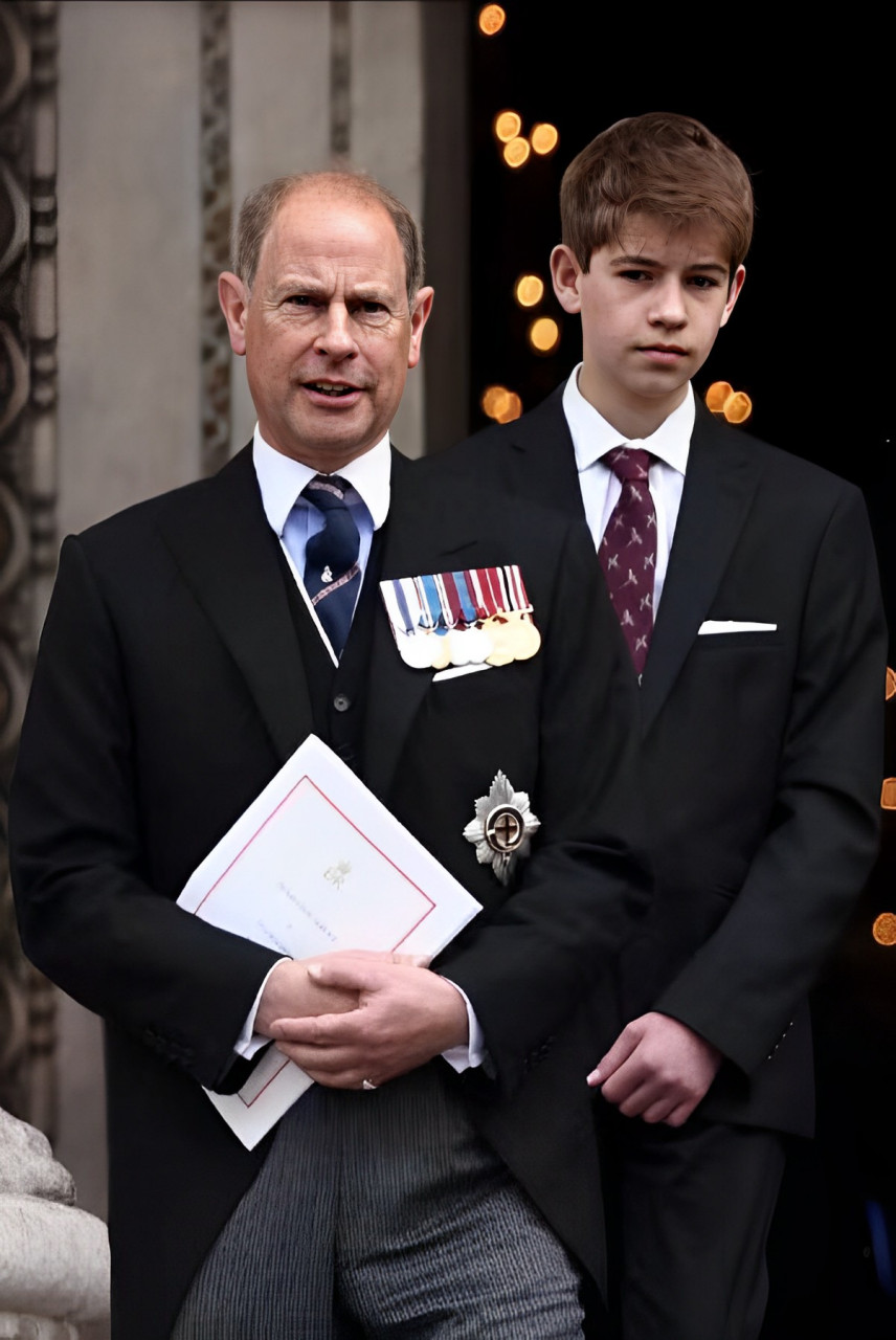 根据白金汉宫的说法,詹姆斯继承了"威塞克斯·伯爵"的称号,因为爱德华