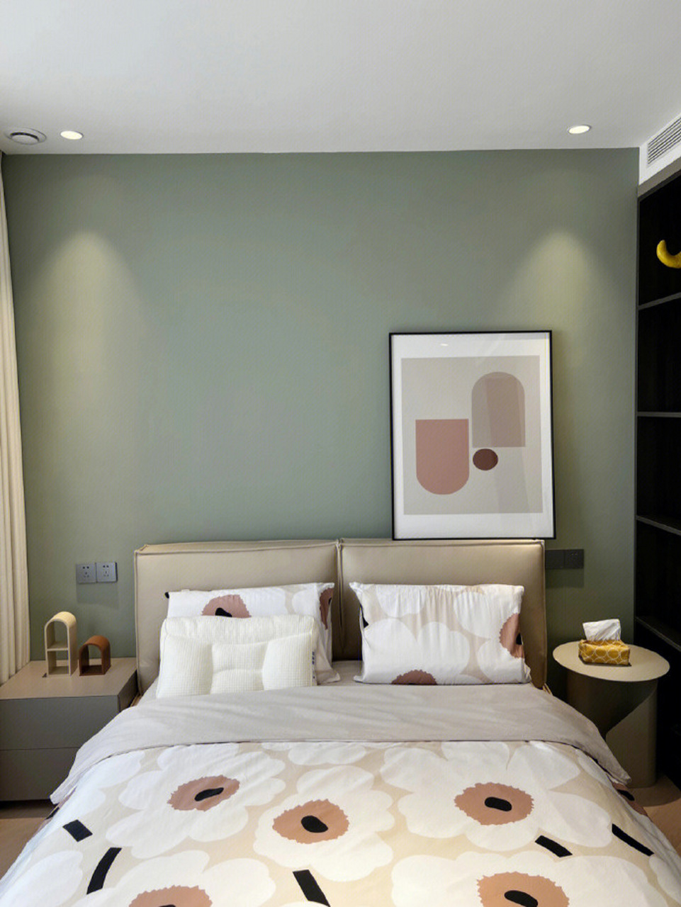 9款颜色乳胶漆卧室床头背景上墙效果.