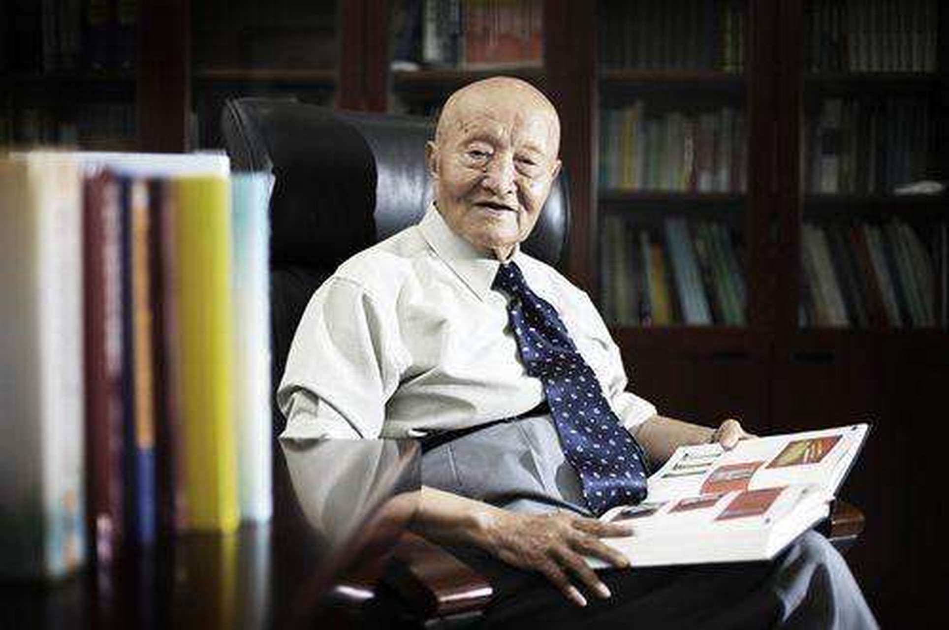 1964年的一天晚上,一人匆匆赶到师昌绪家中,见到师昌绪后,他立刻询问
