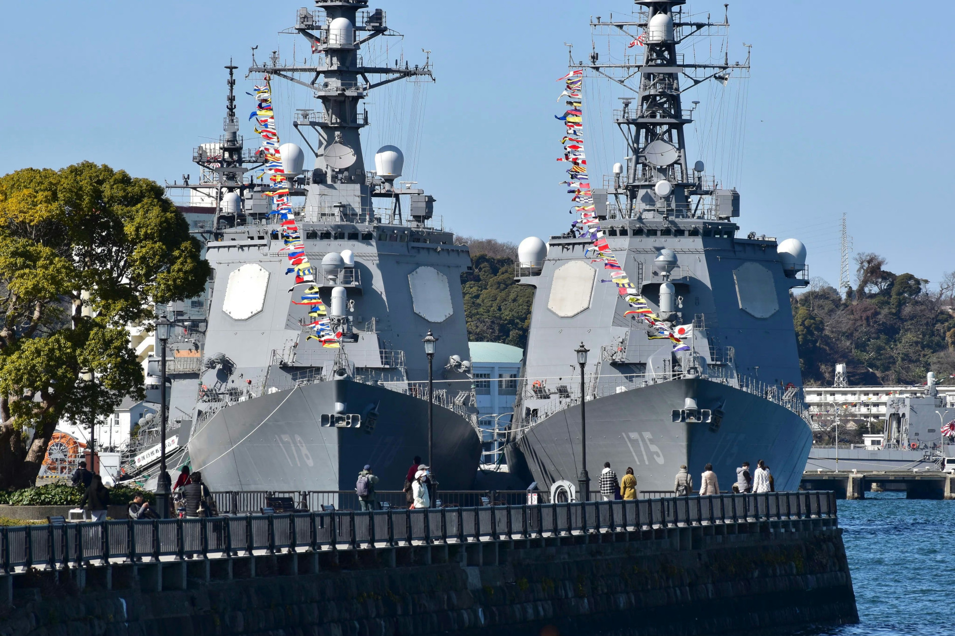 中国海军最新的主力导弹驱逐舰,日本海上自卫队主力导弹驱逐舰,美国