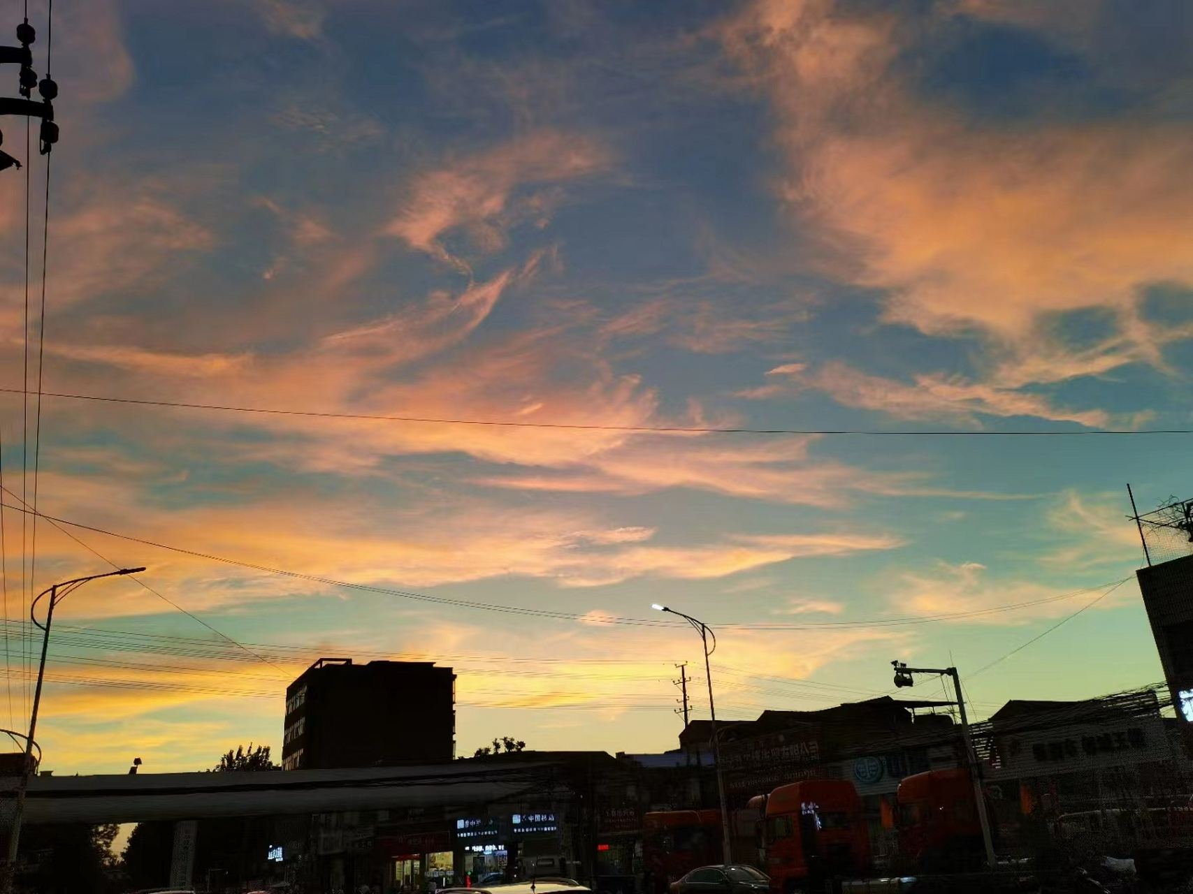 可以分享一下你手机里的天空照片吗?我先来#天空