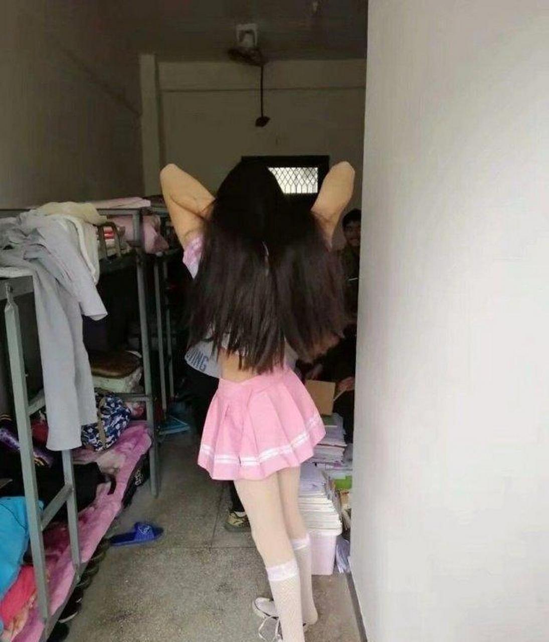 当宿舍有女装大佬后